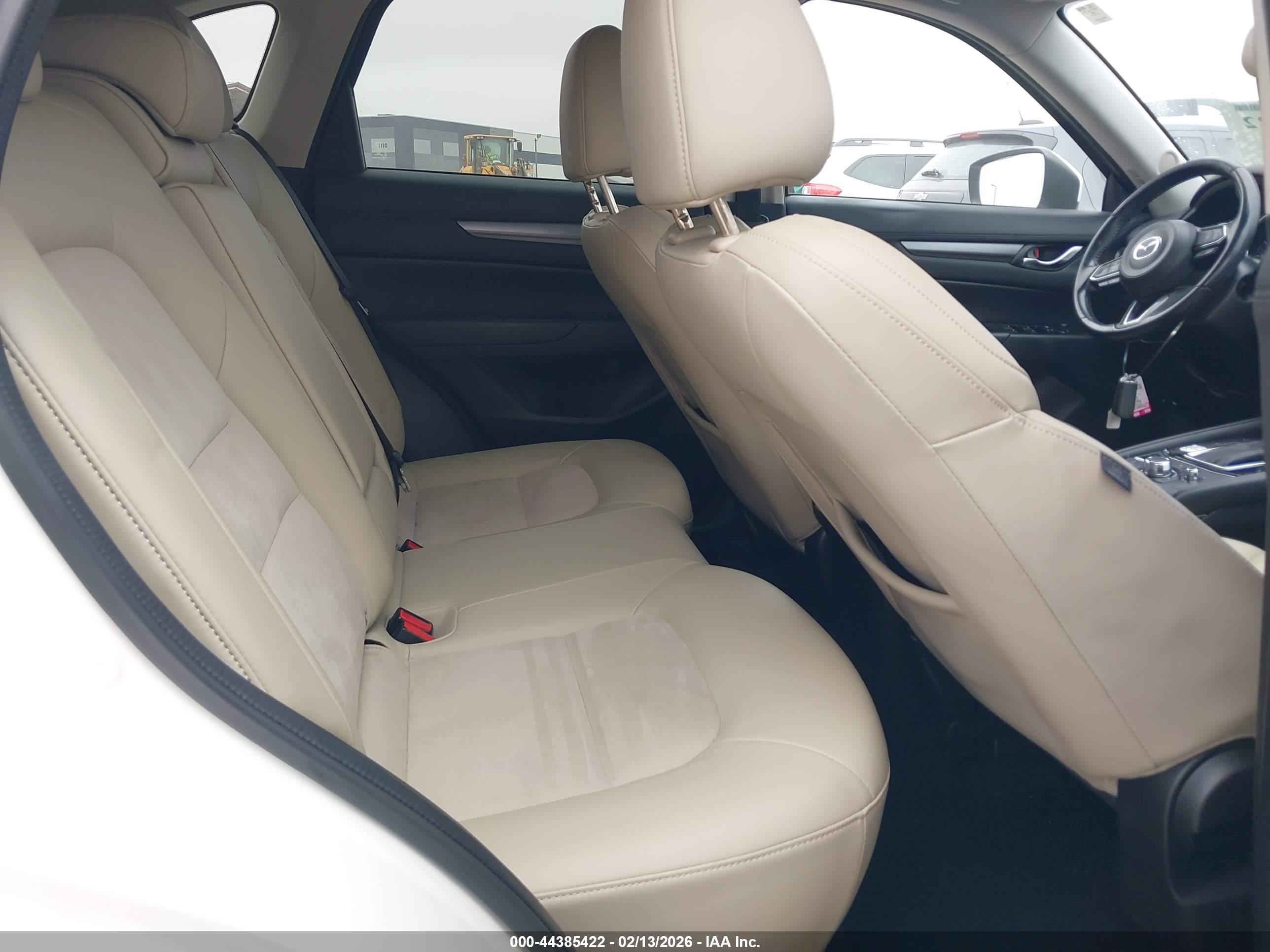 MAZDA CX-5 image 8