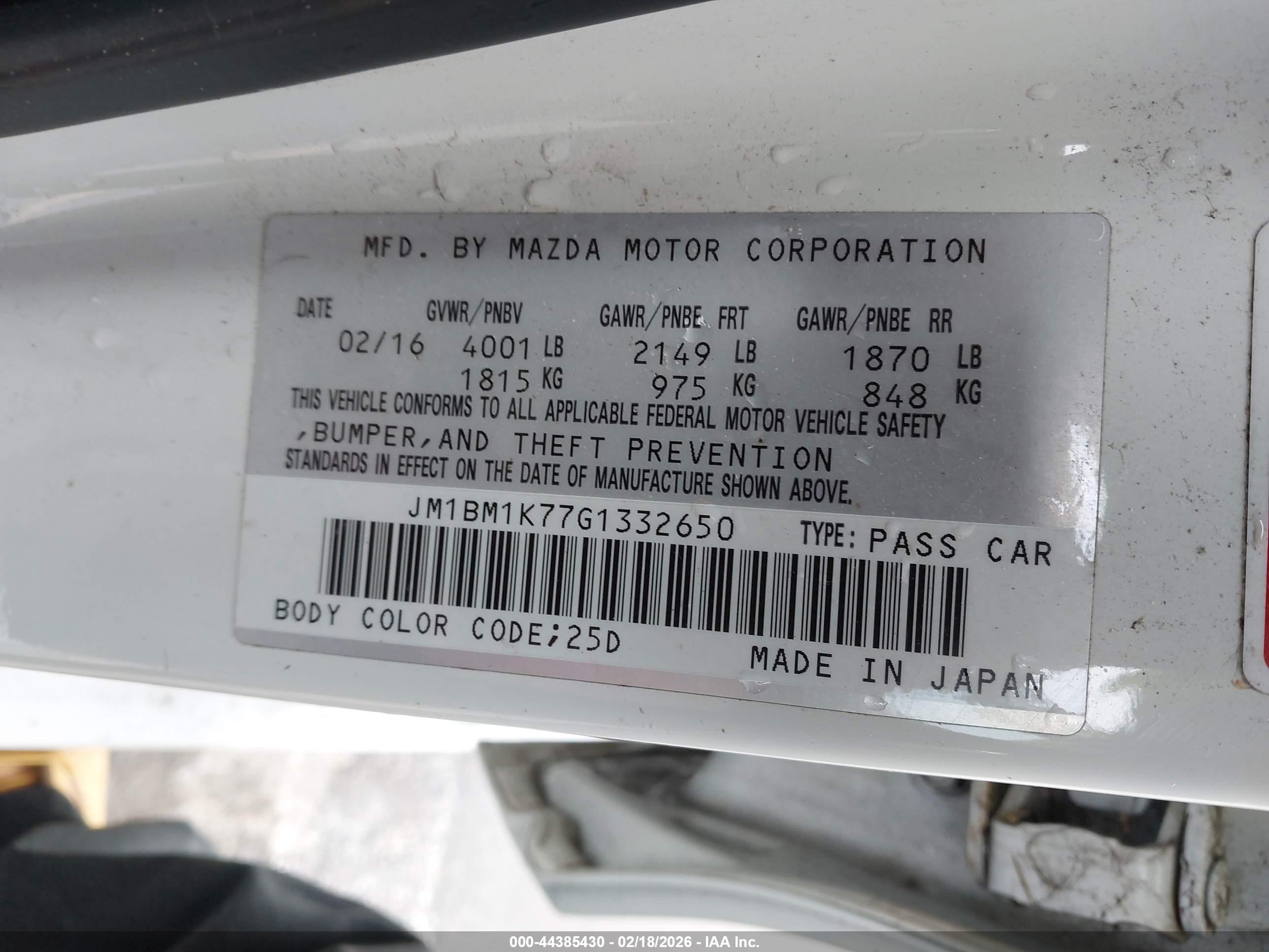 MAZDA MAZDA3 image 9