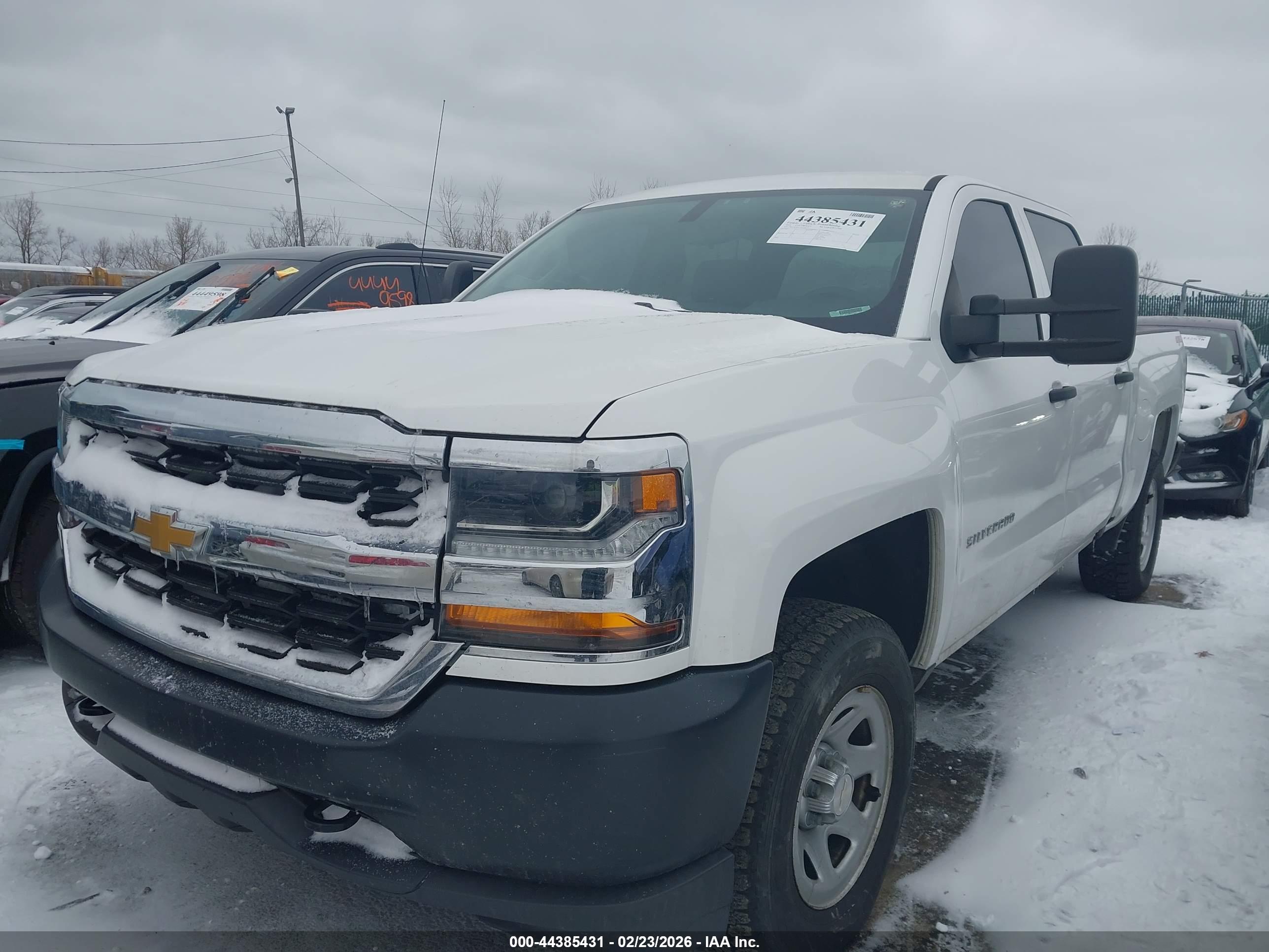 CHEVROLET SILVERADO image 2