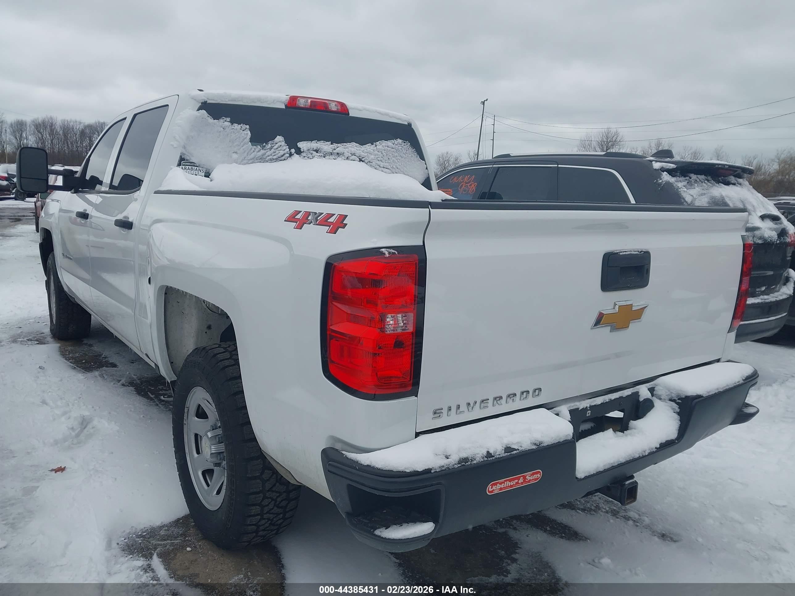 CHEVROLET SILVERADO image 3