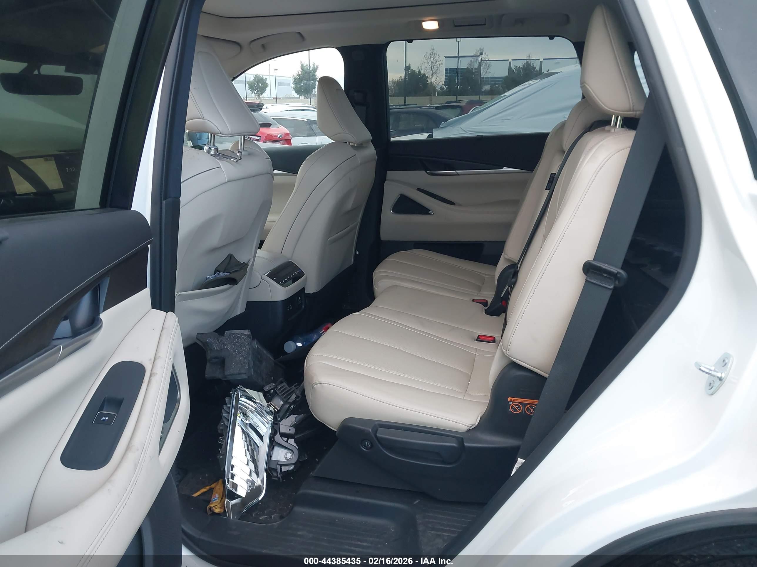 INFINITI QX60 image 8