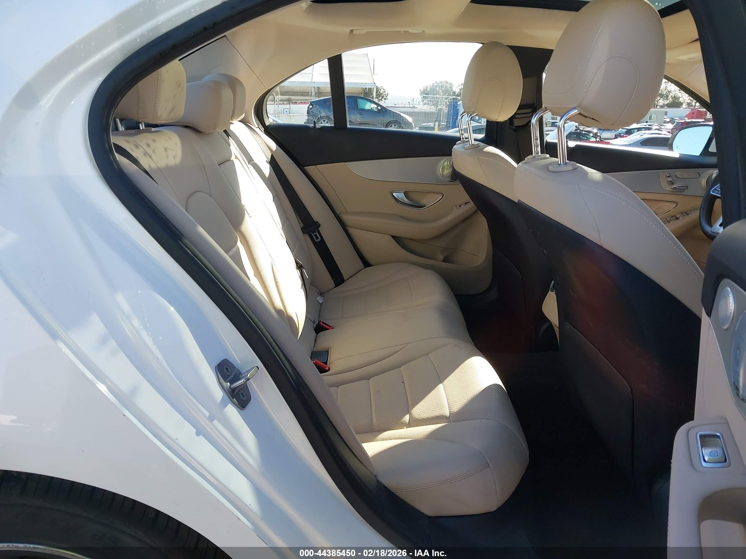 MERCEDES-BENZ C image 8