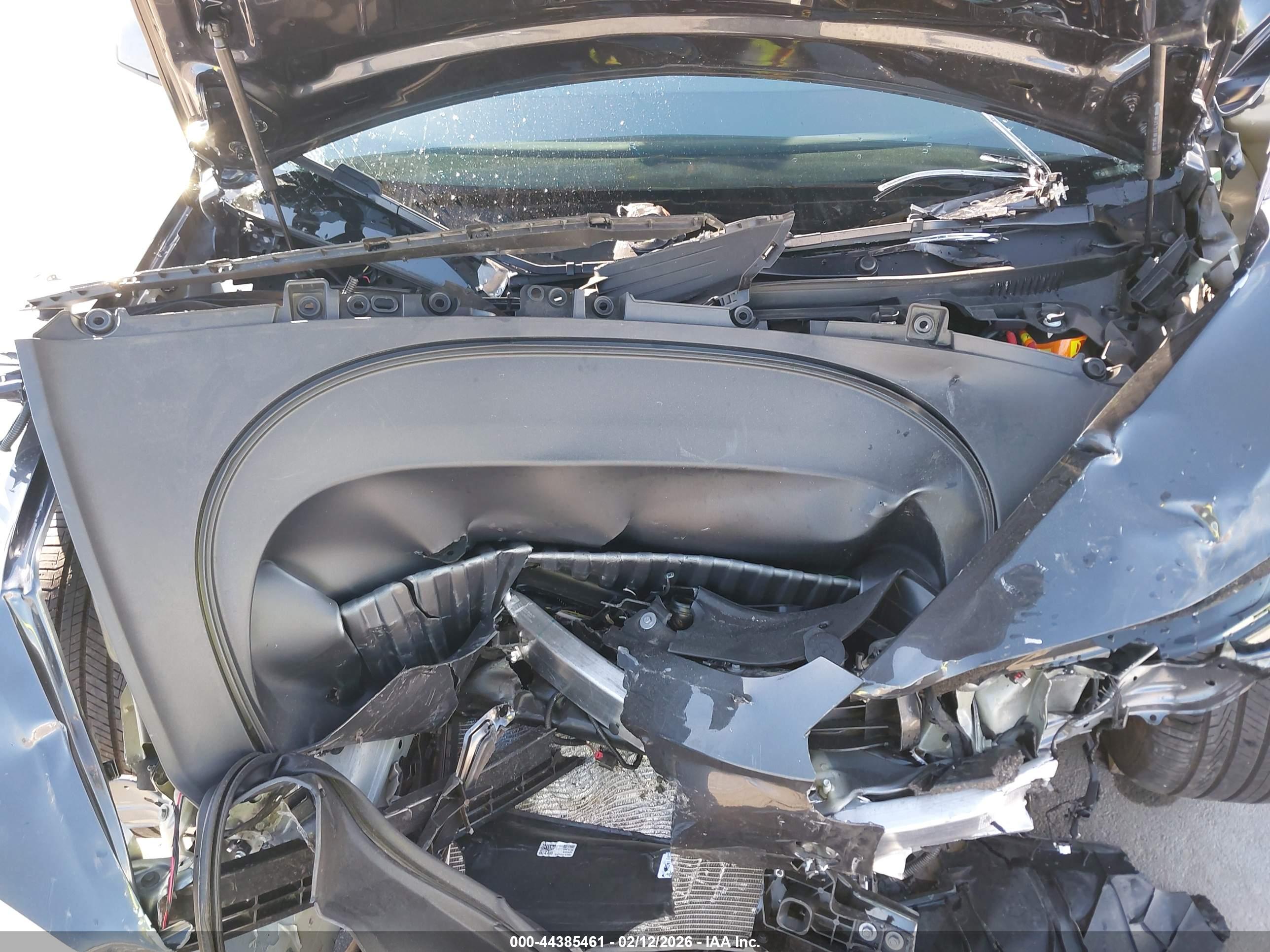TESLA MODEL image 10