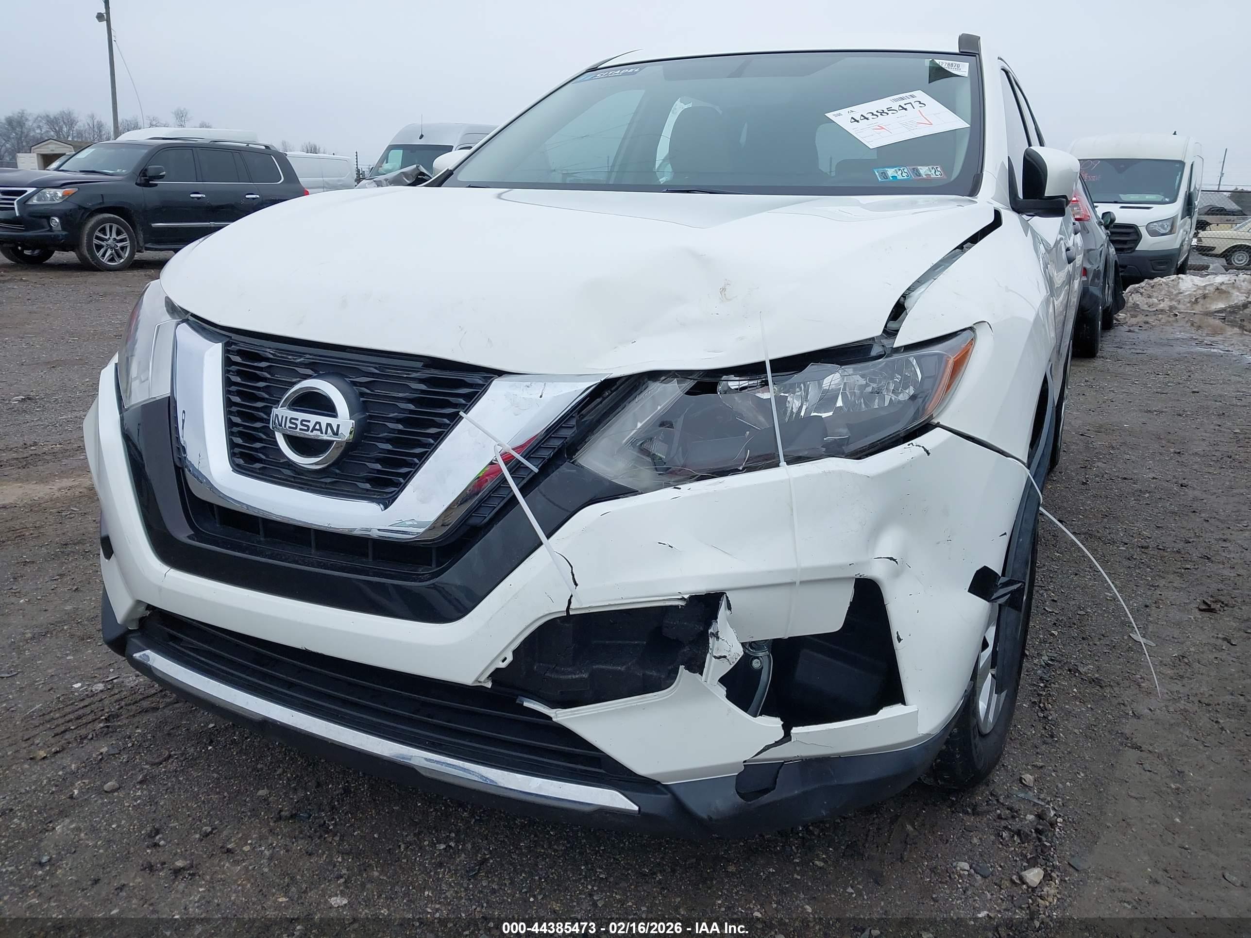 NISSAN ROGUE image 6