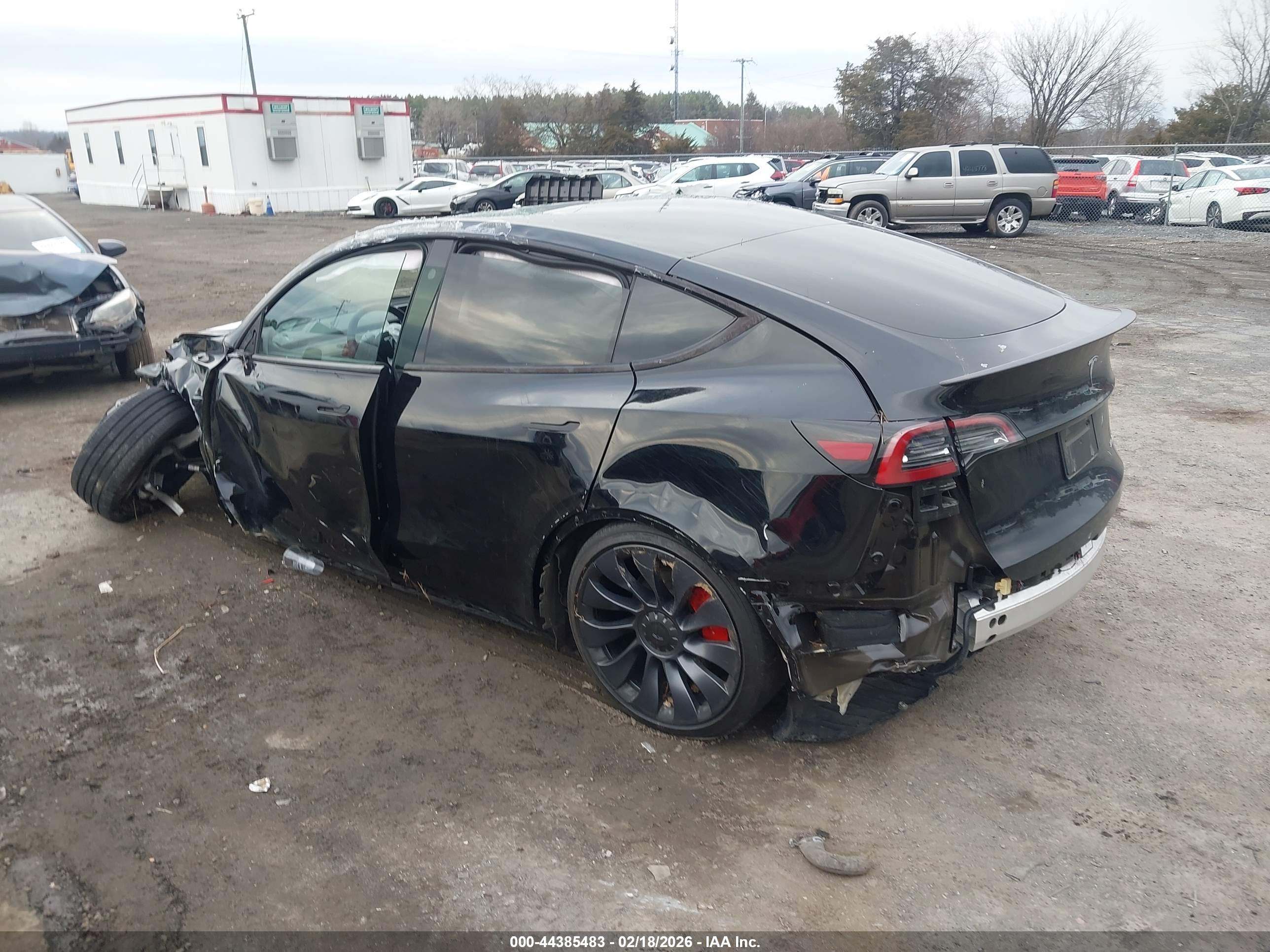 TESLA MODEL image 3
