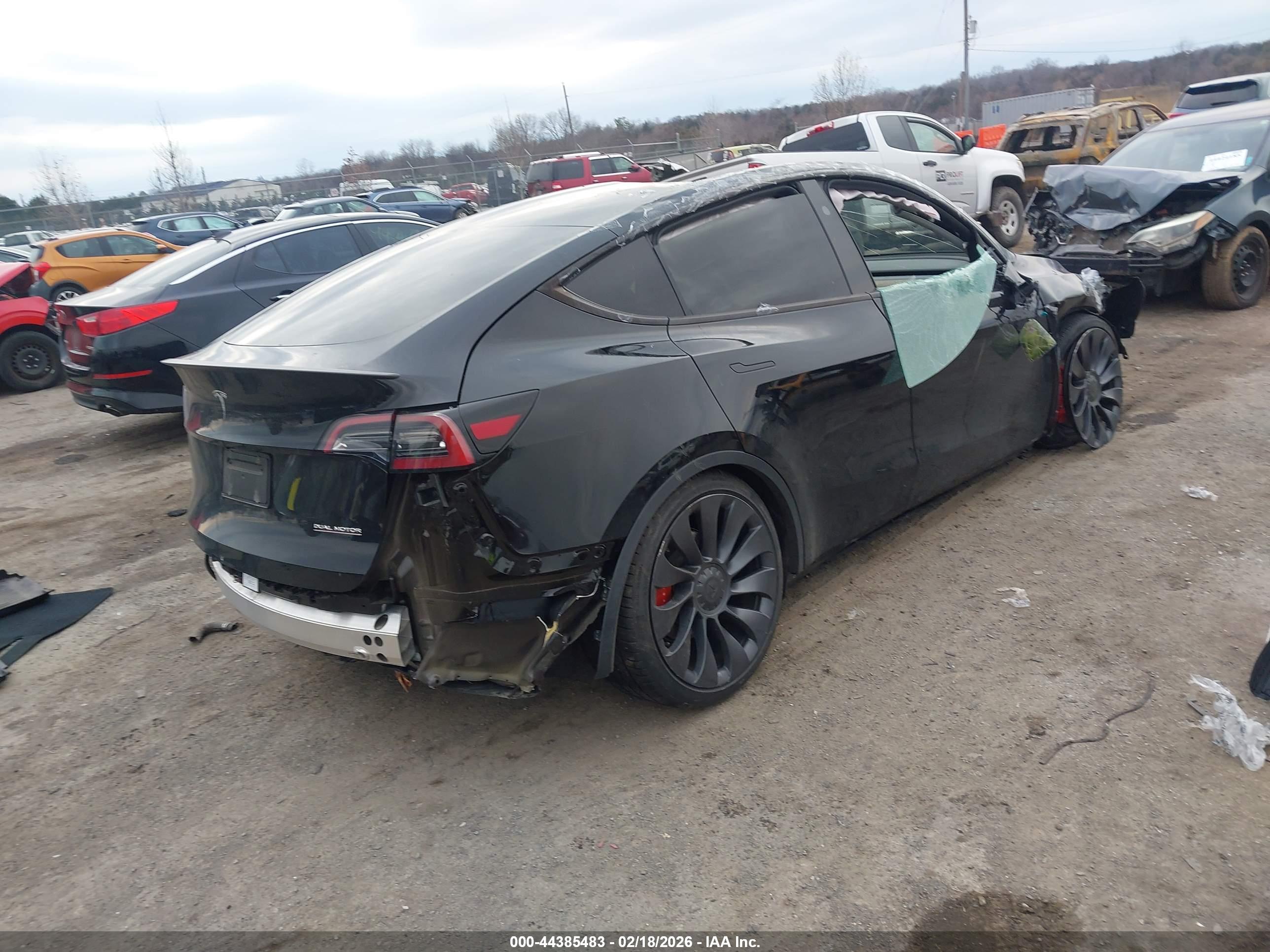 TESLA MODEL image 4