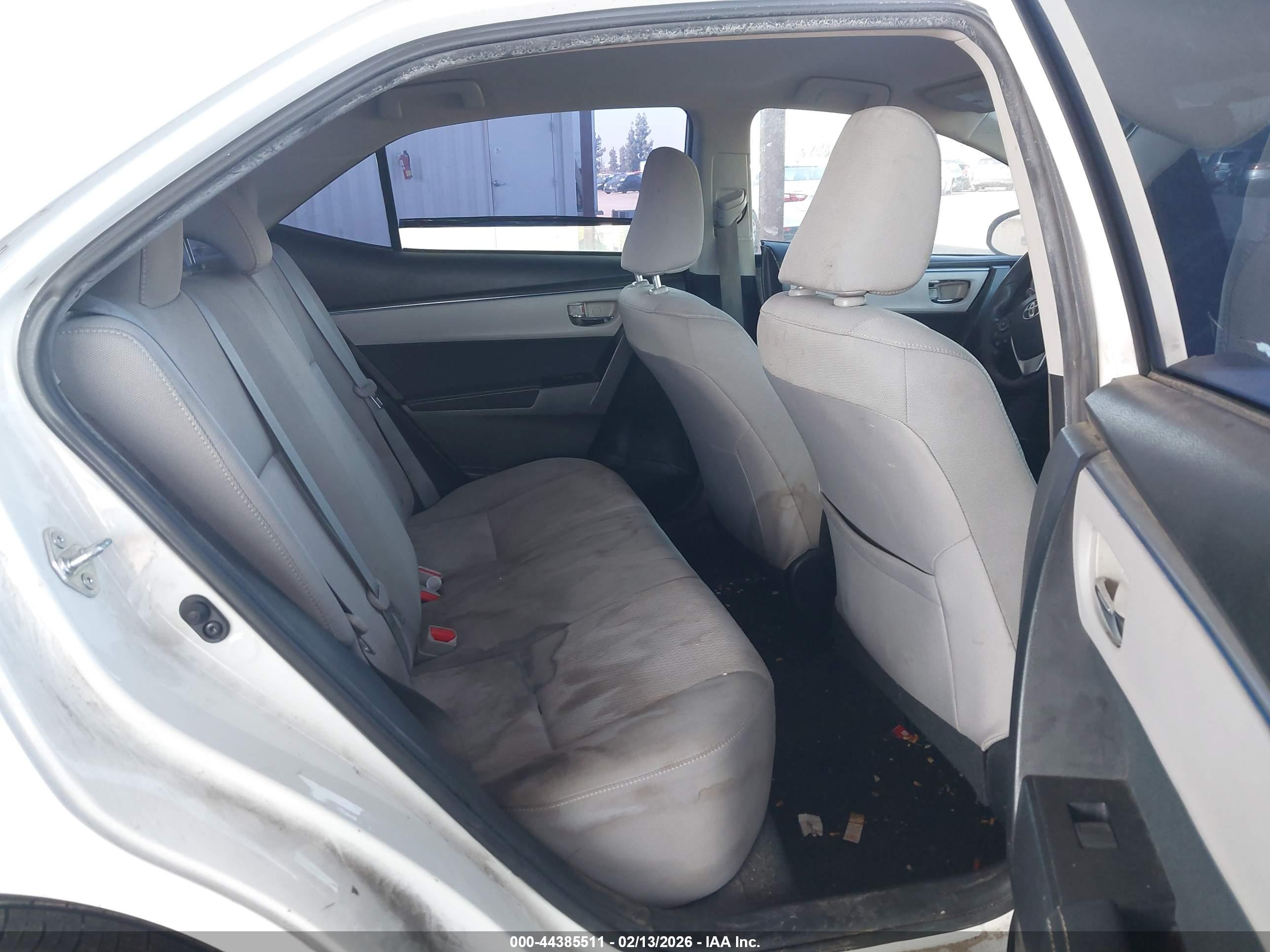 TOYOTA COROLLA image 8