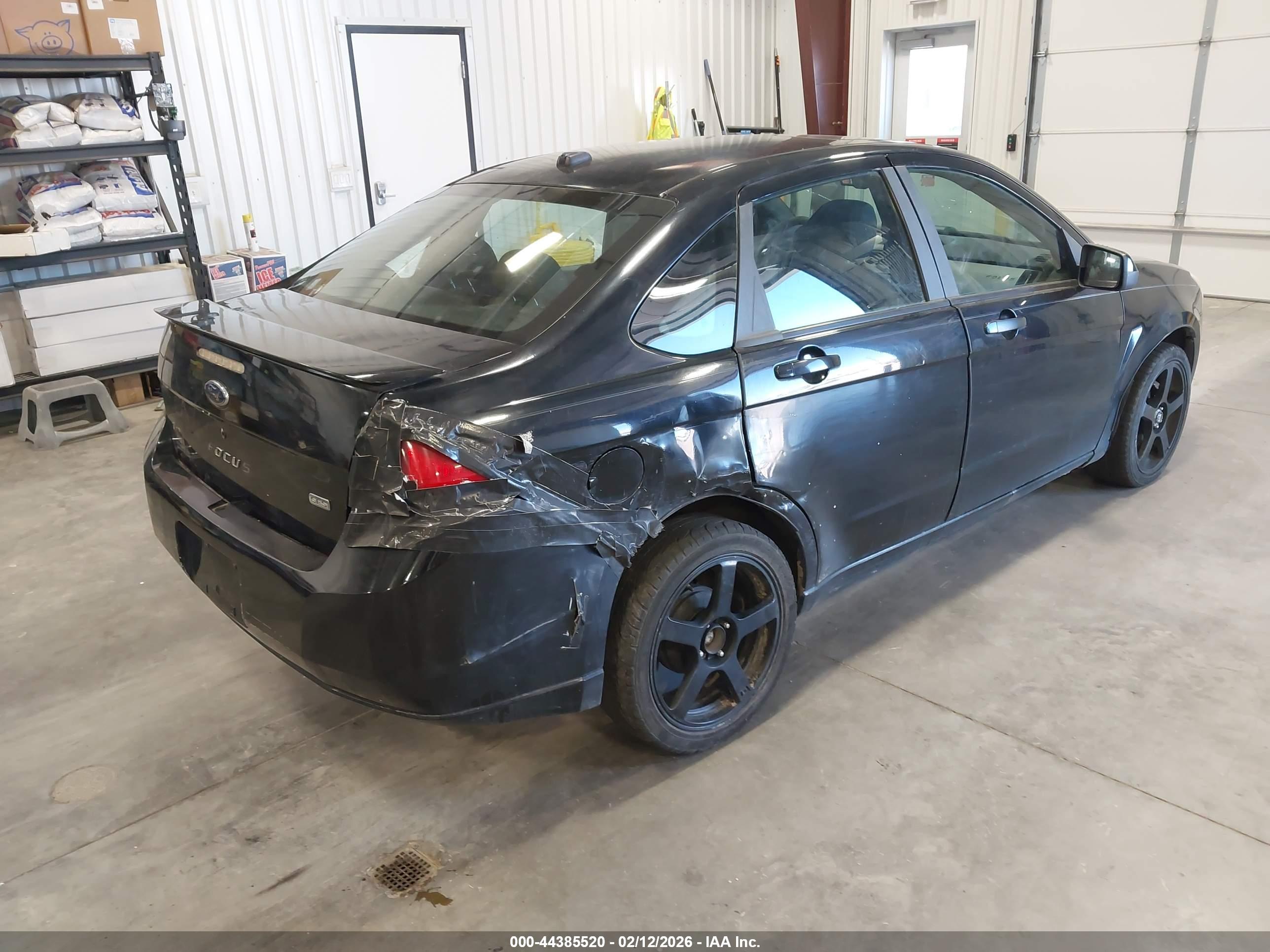 FORD FOCUS image 4