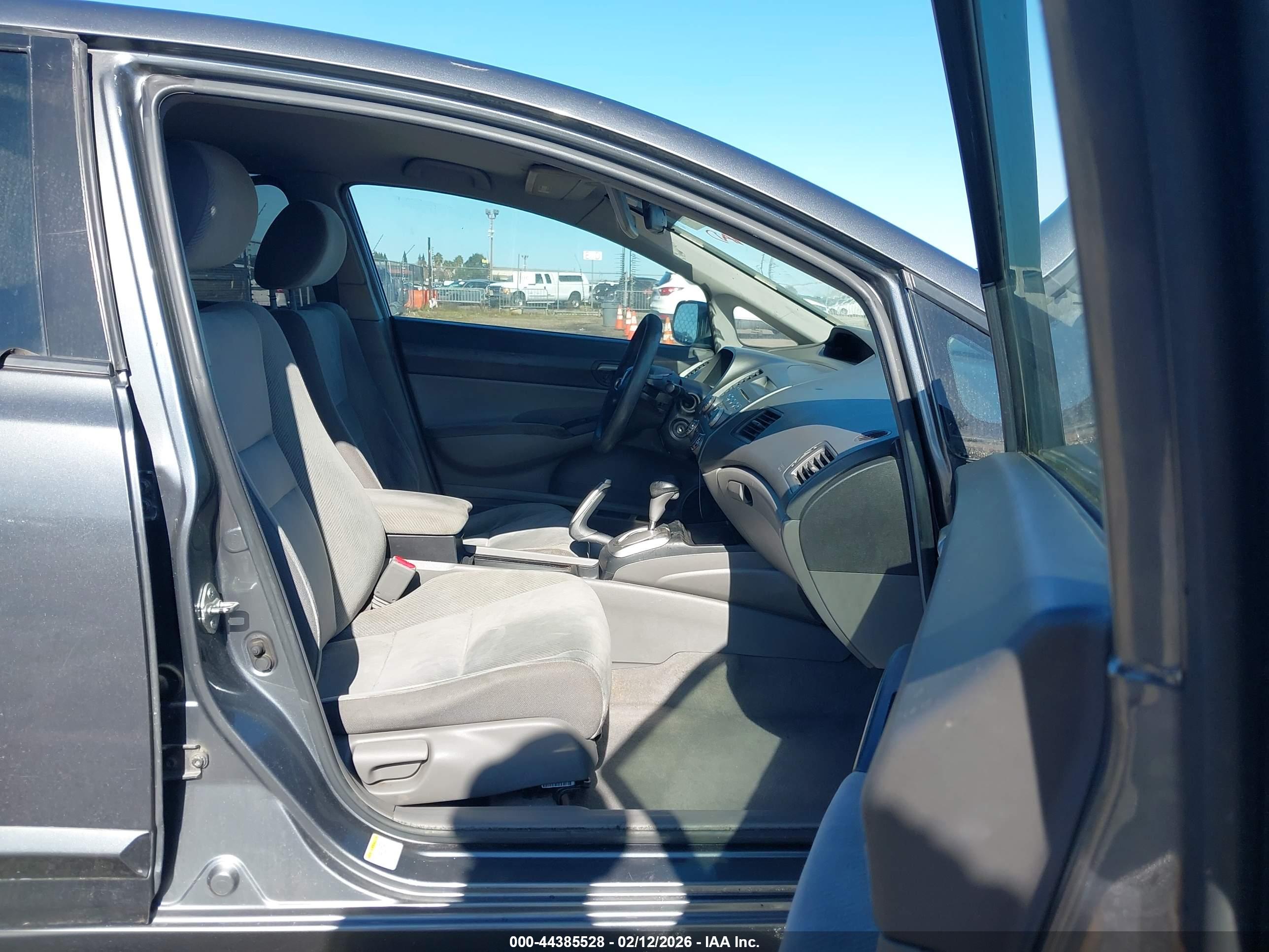 HONDA CIVIC image 5