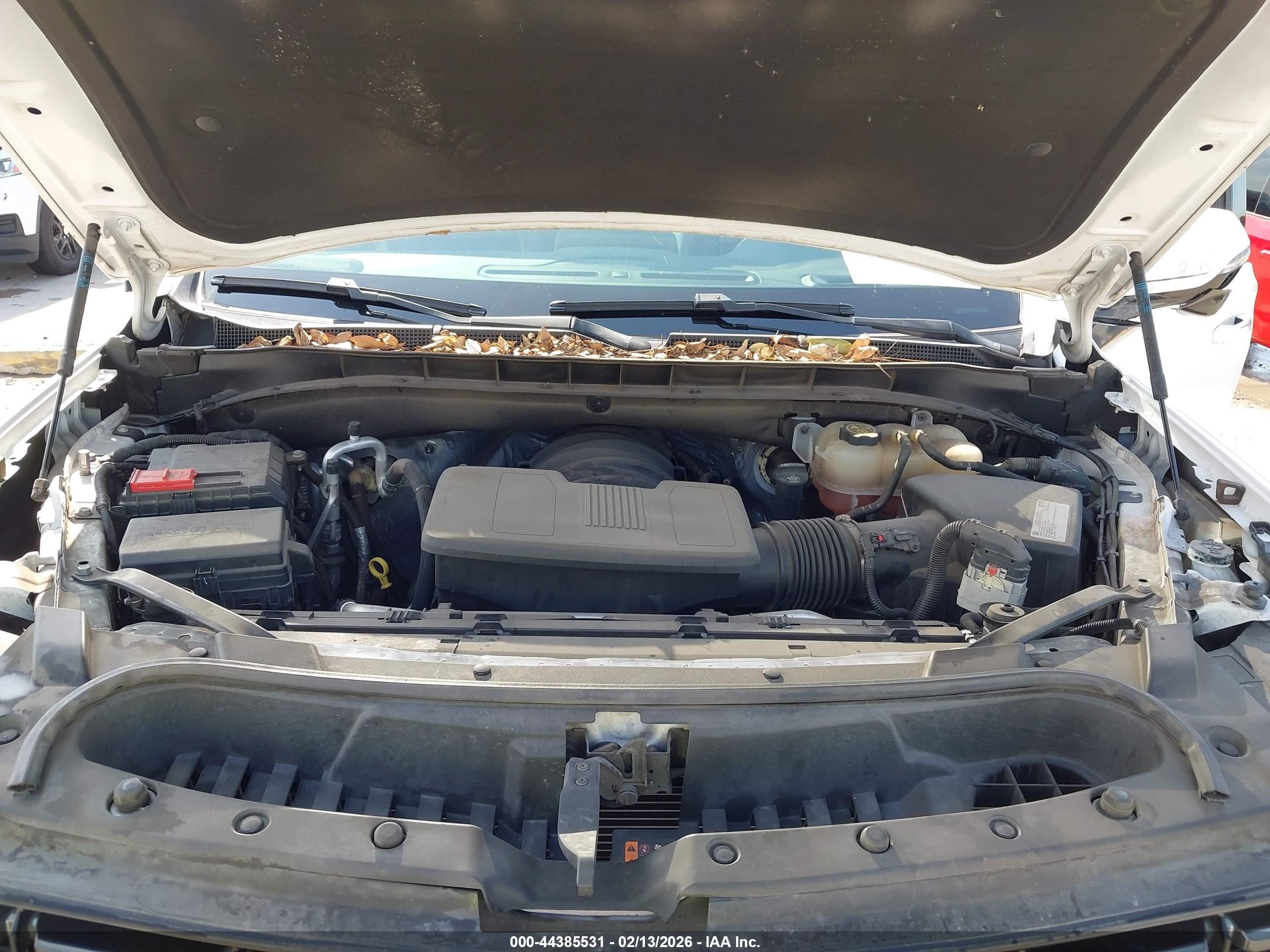 CHEVROLET TAHOE image 10