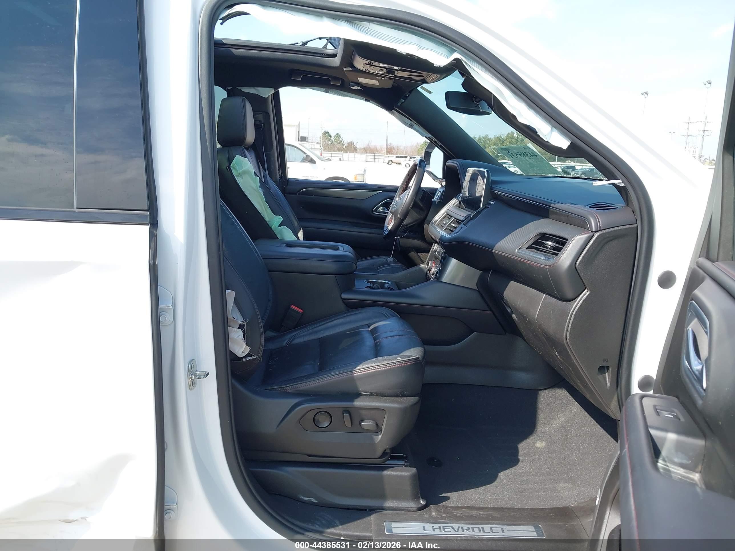 CHEVROLET TAHOE image 5