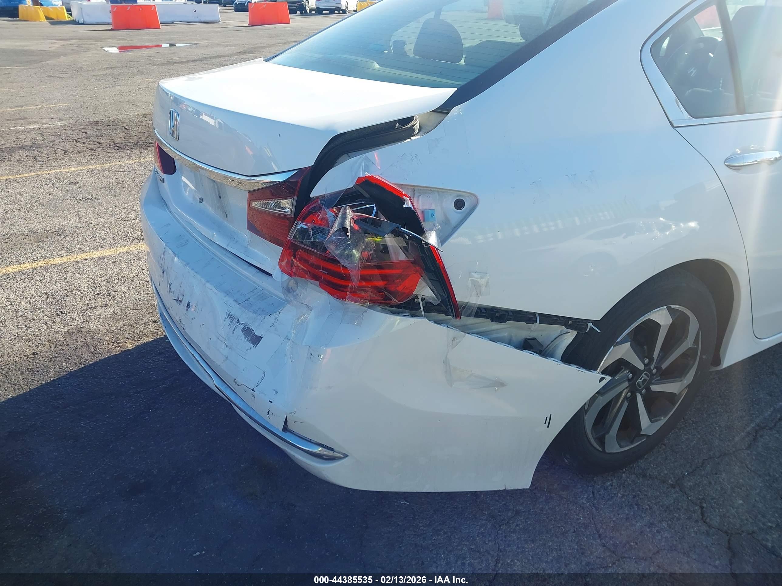 HONDA ACCORD image 4