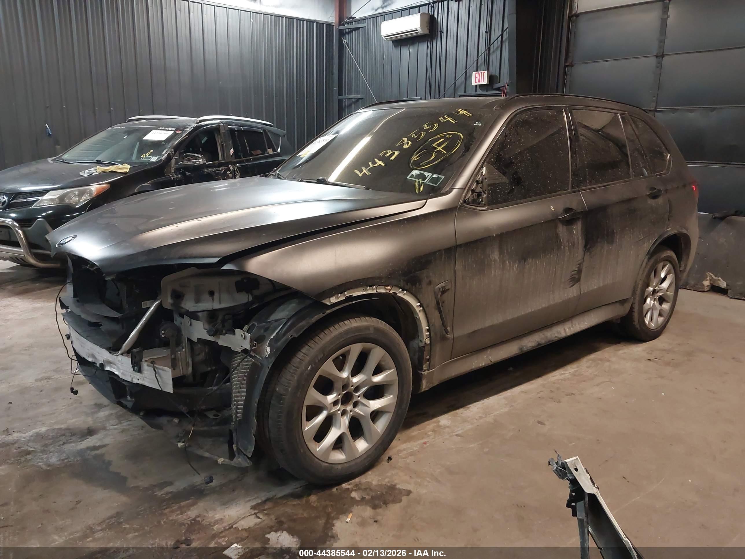 BMW X5 image 2