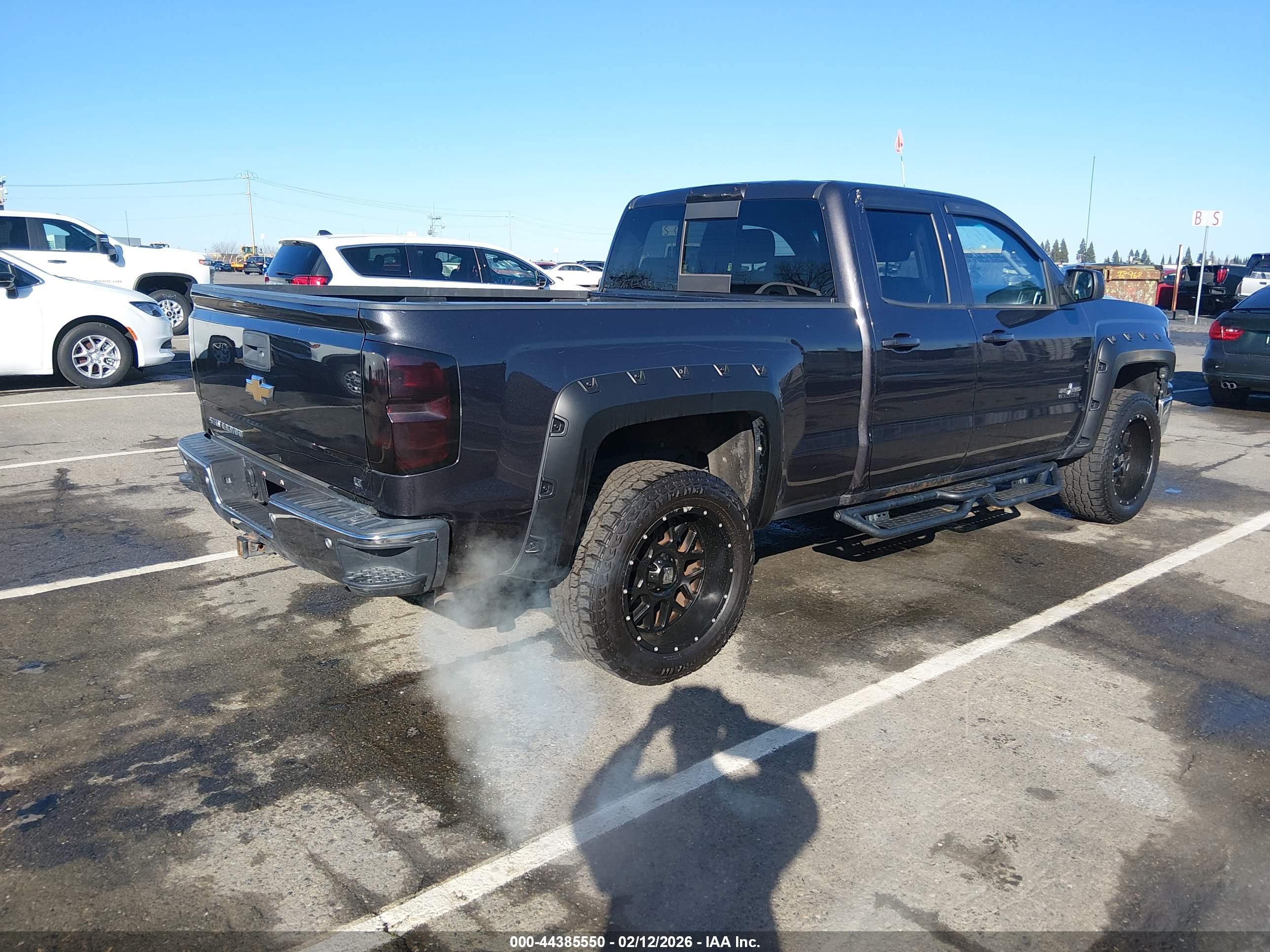CHEVROLET SILVERADO image 4