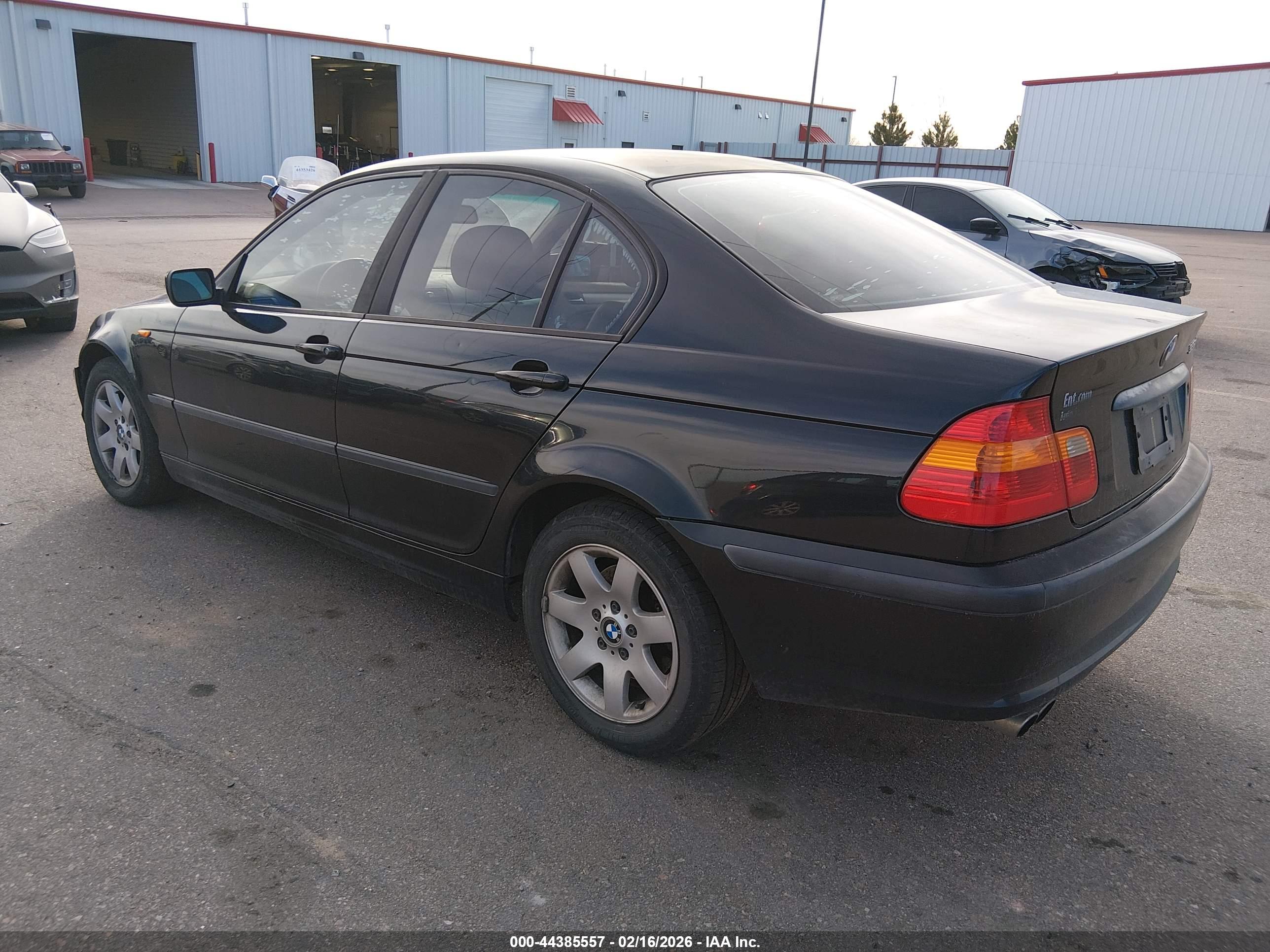 BMW 325XI image 3