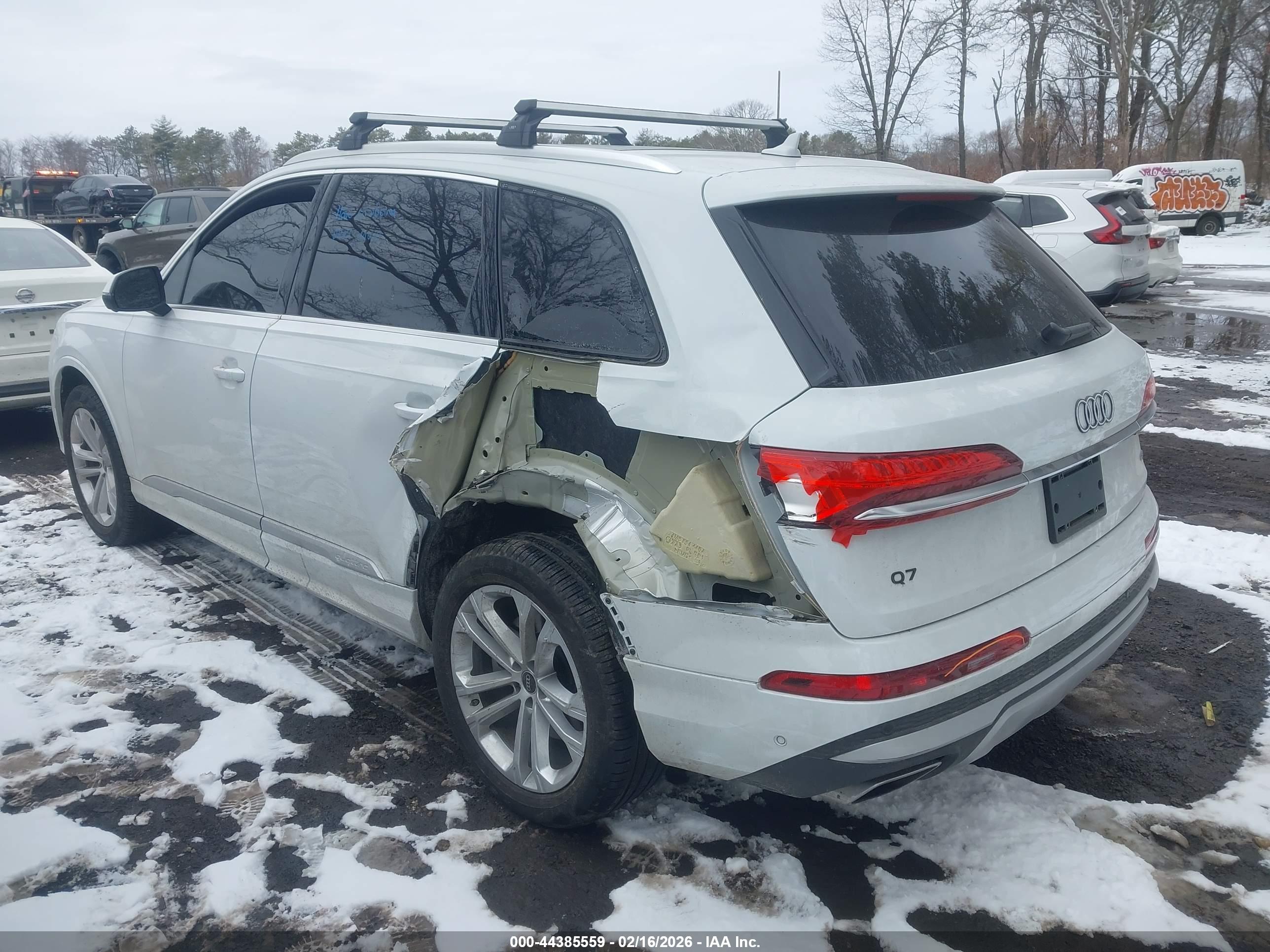 AUDI Q7 image 3
