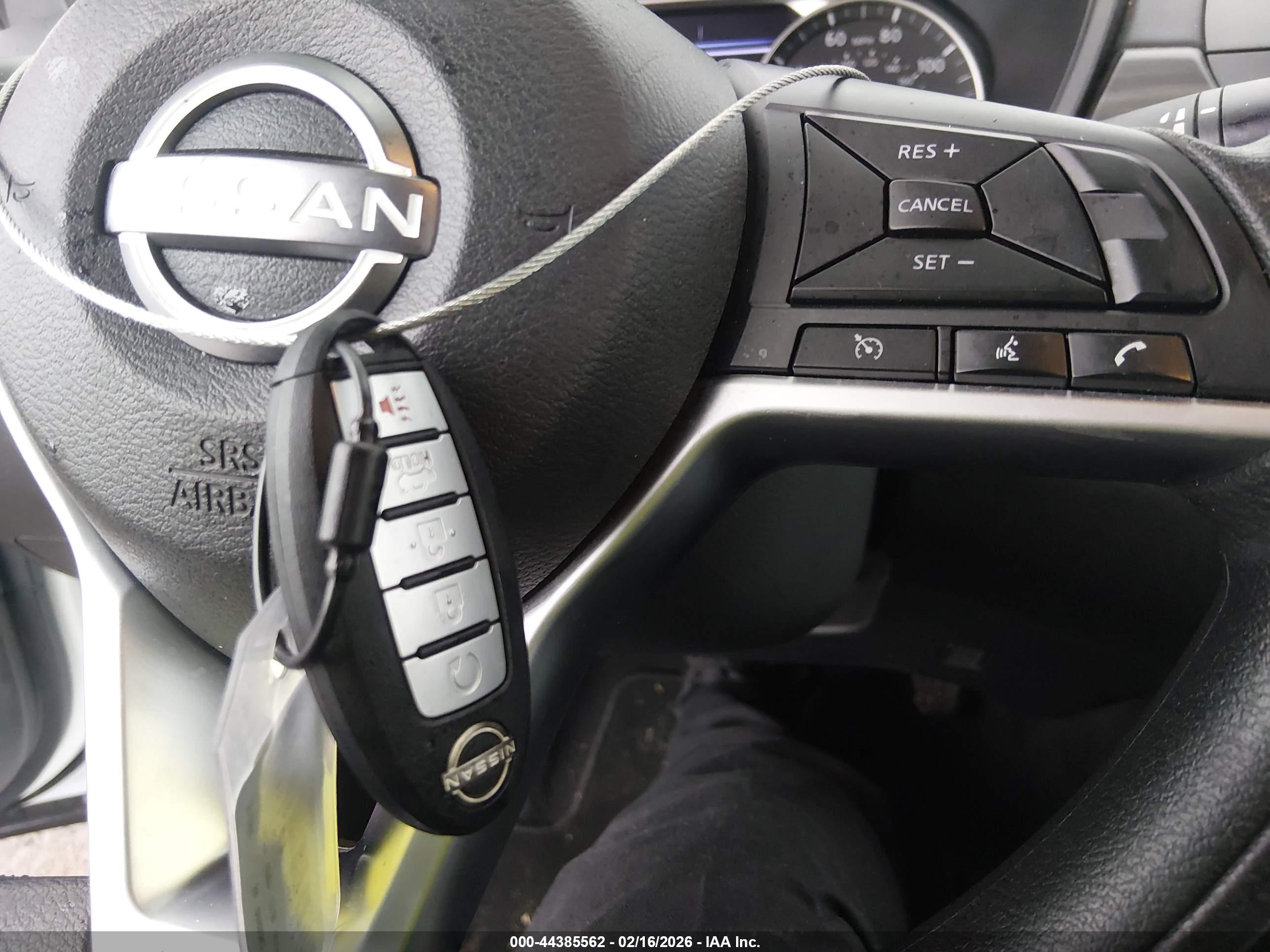 NISSAN ALTIMA image 11