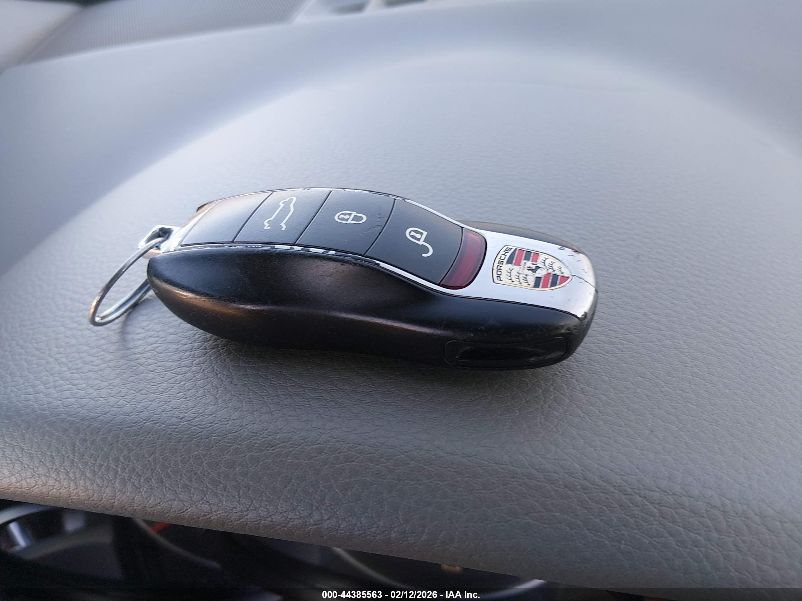 PORSCHE CAYENNE image 11