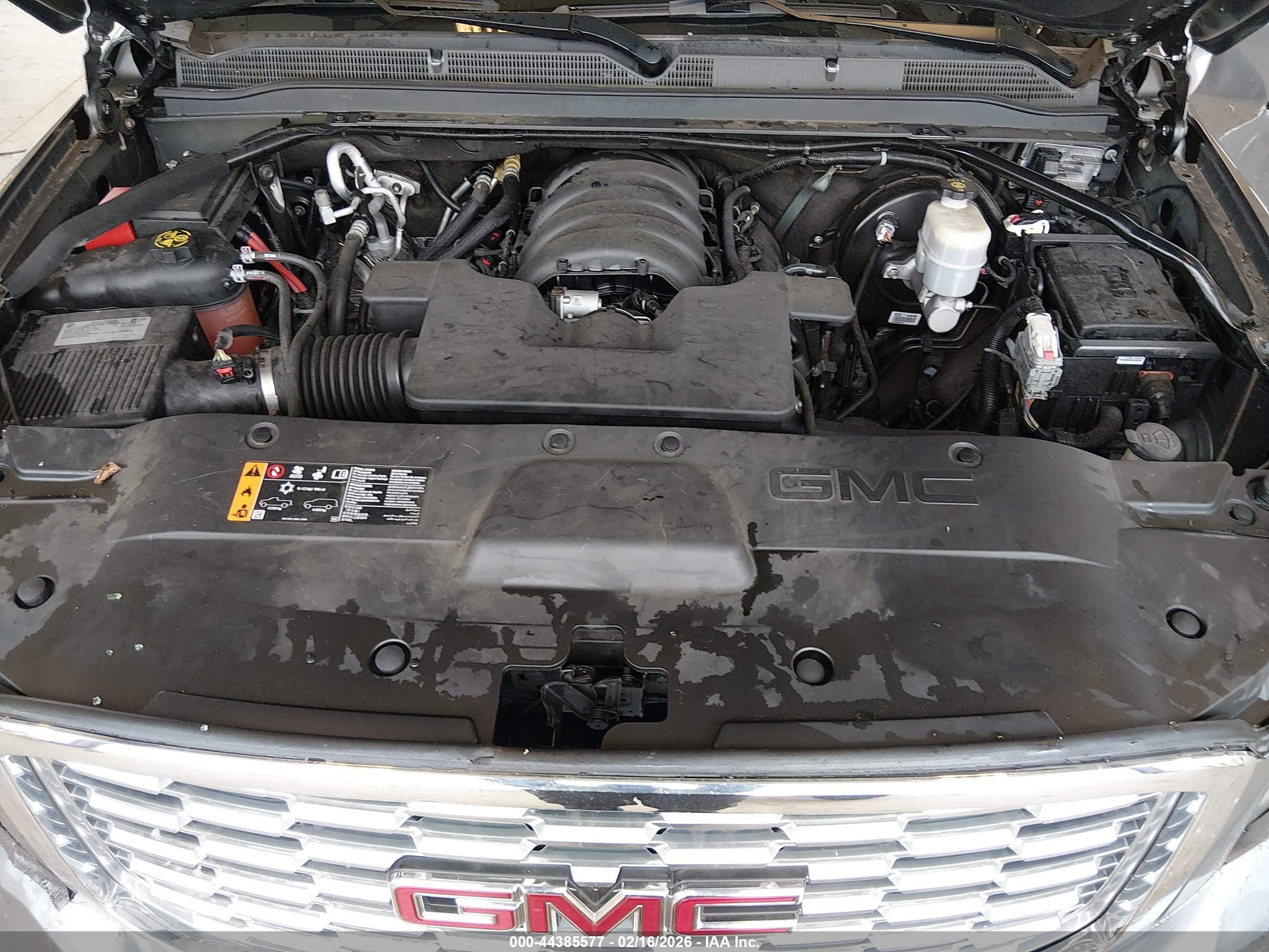 GMC YUKON image 10