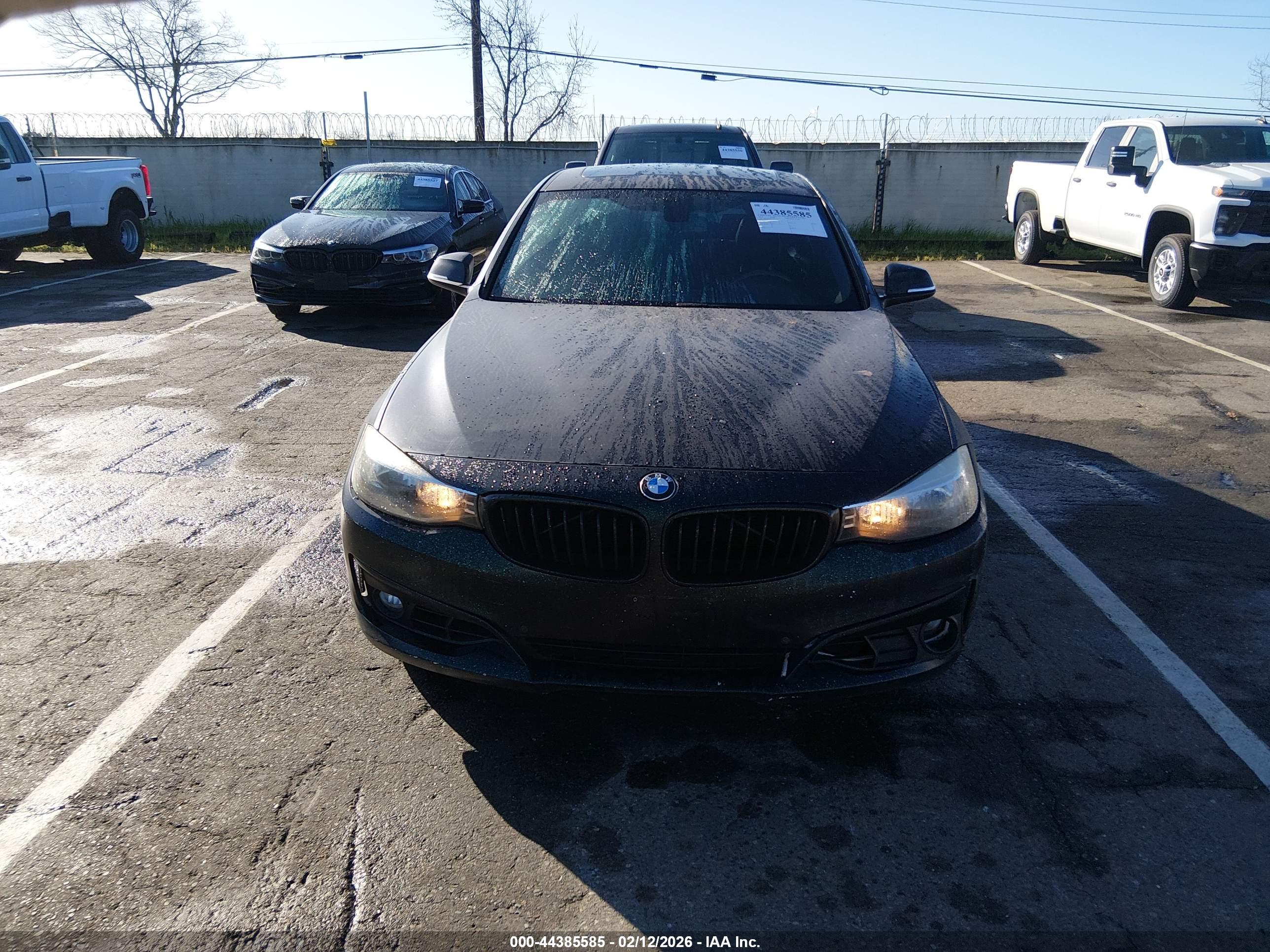 BMW 328I image 6