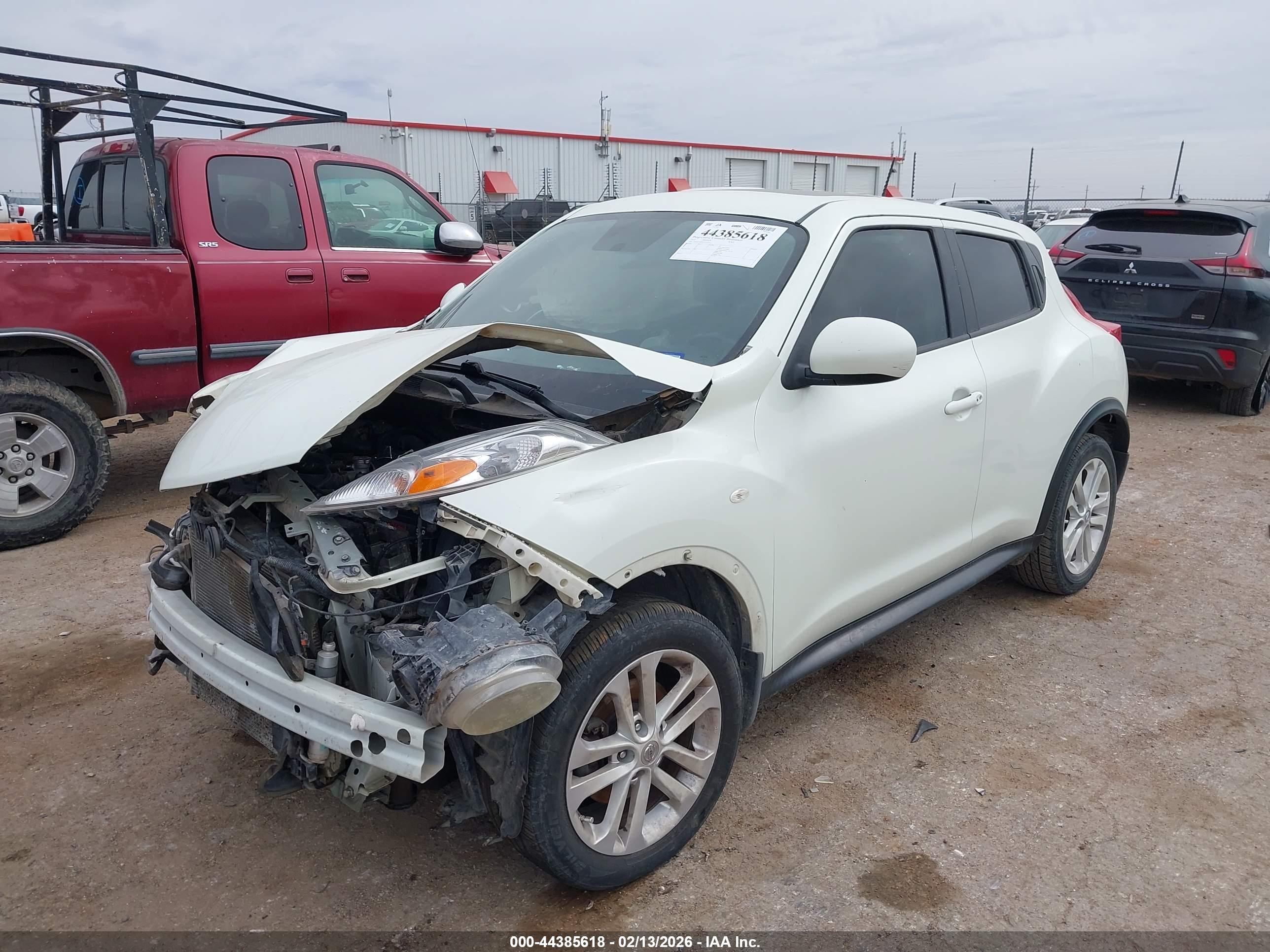 NISSAN JUKE image 2