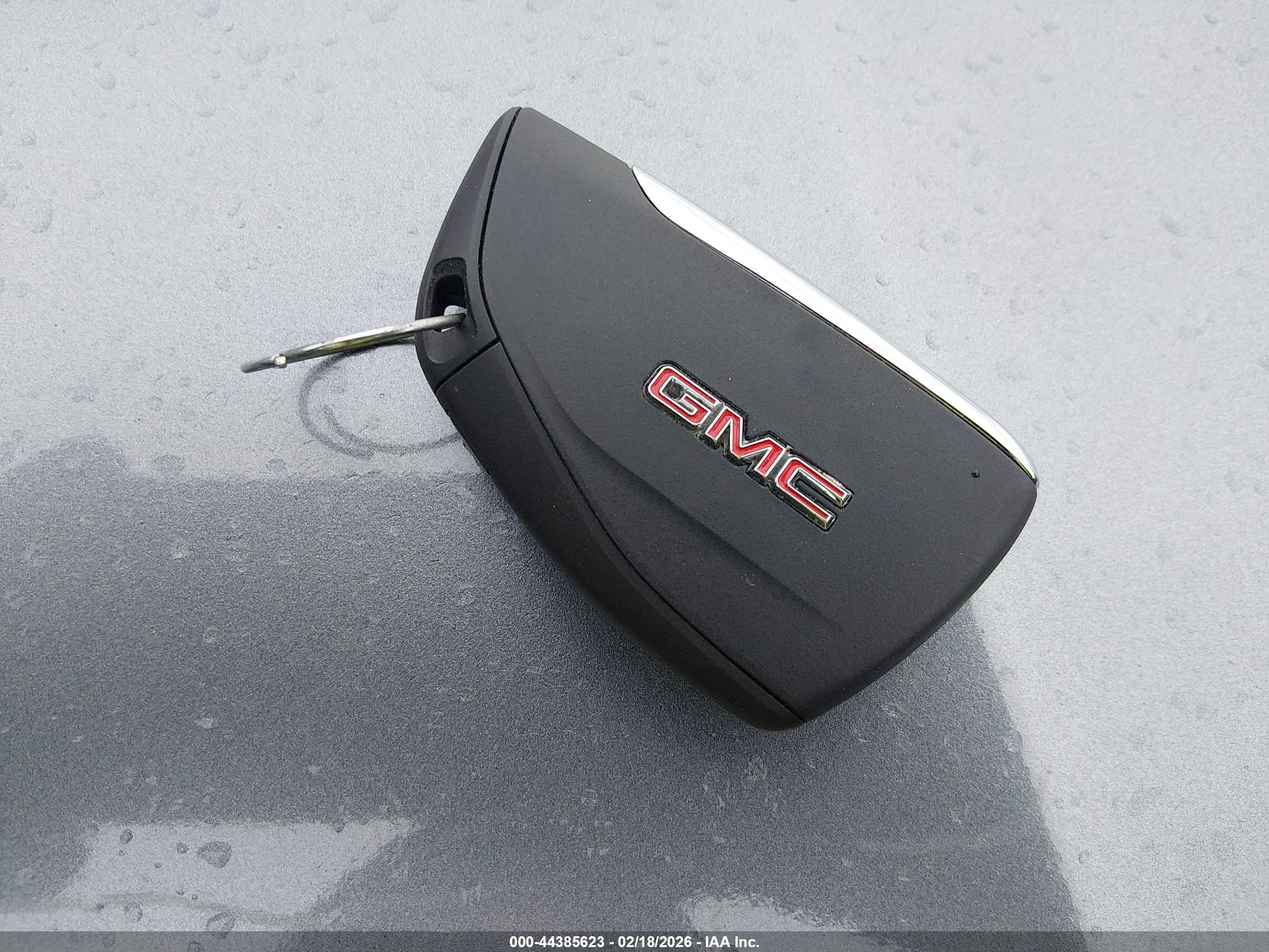 GMC YUKON image 11