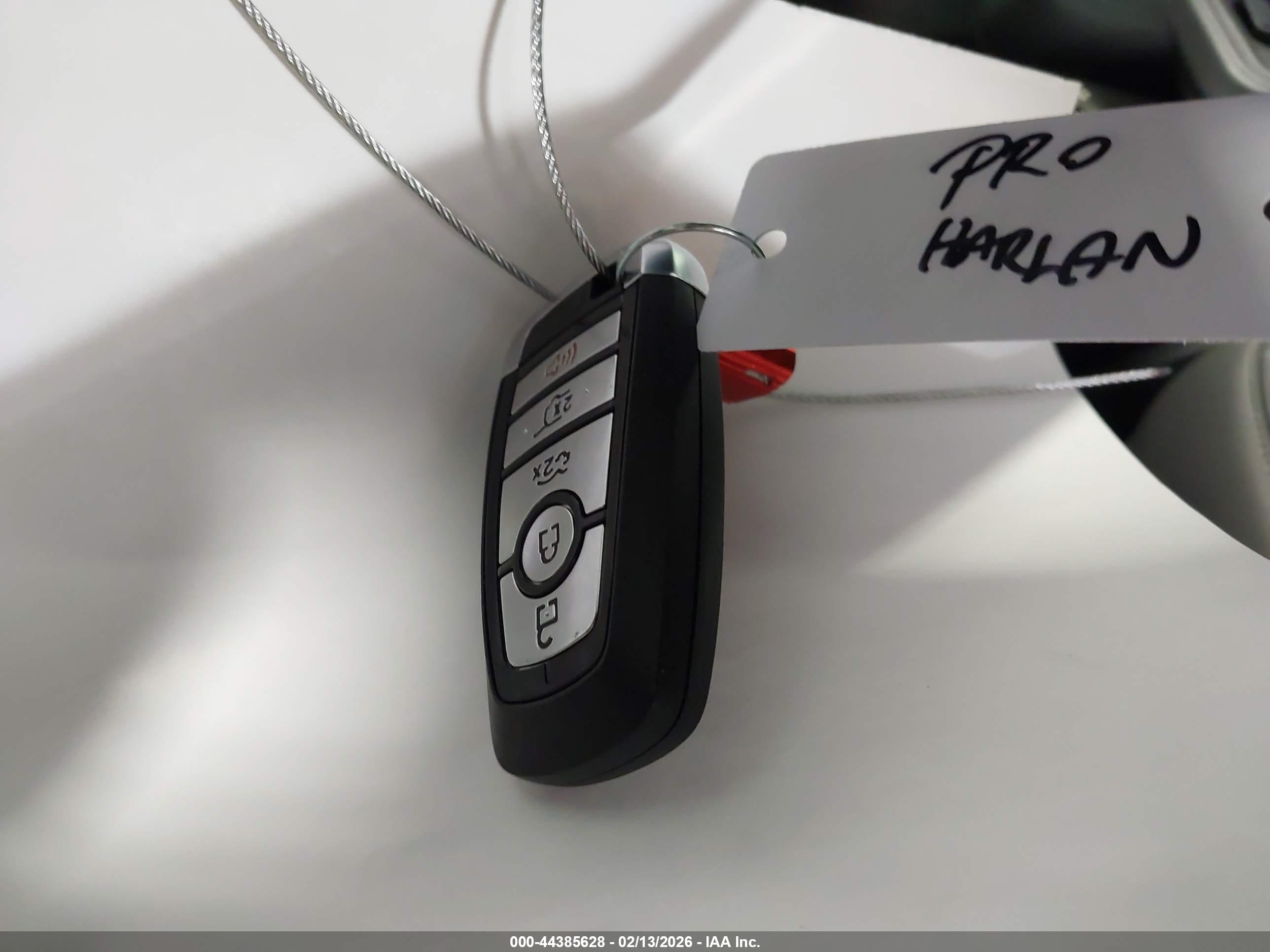 FORD MUSTANG image 11