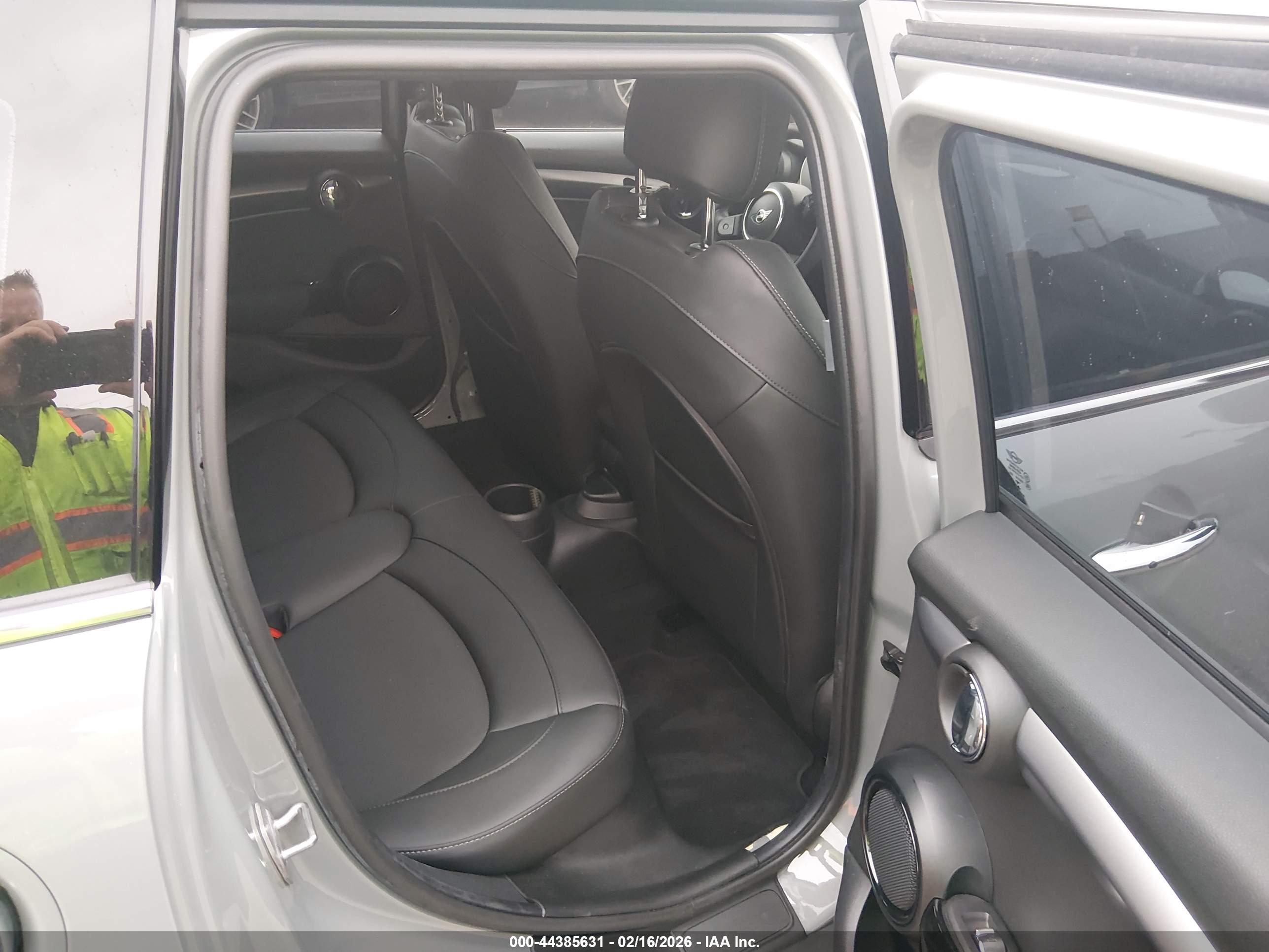 MINI HARDTOP image 8
