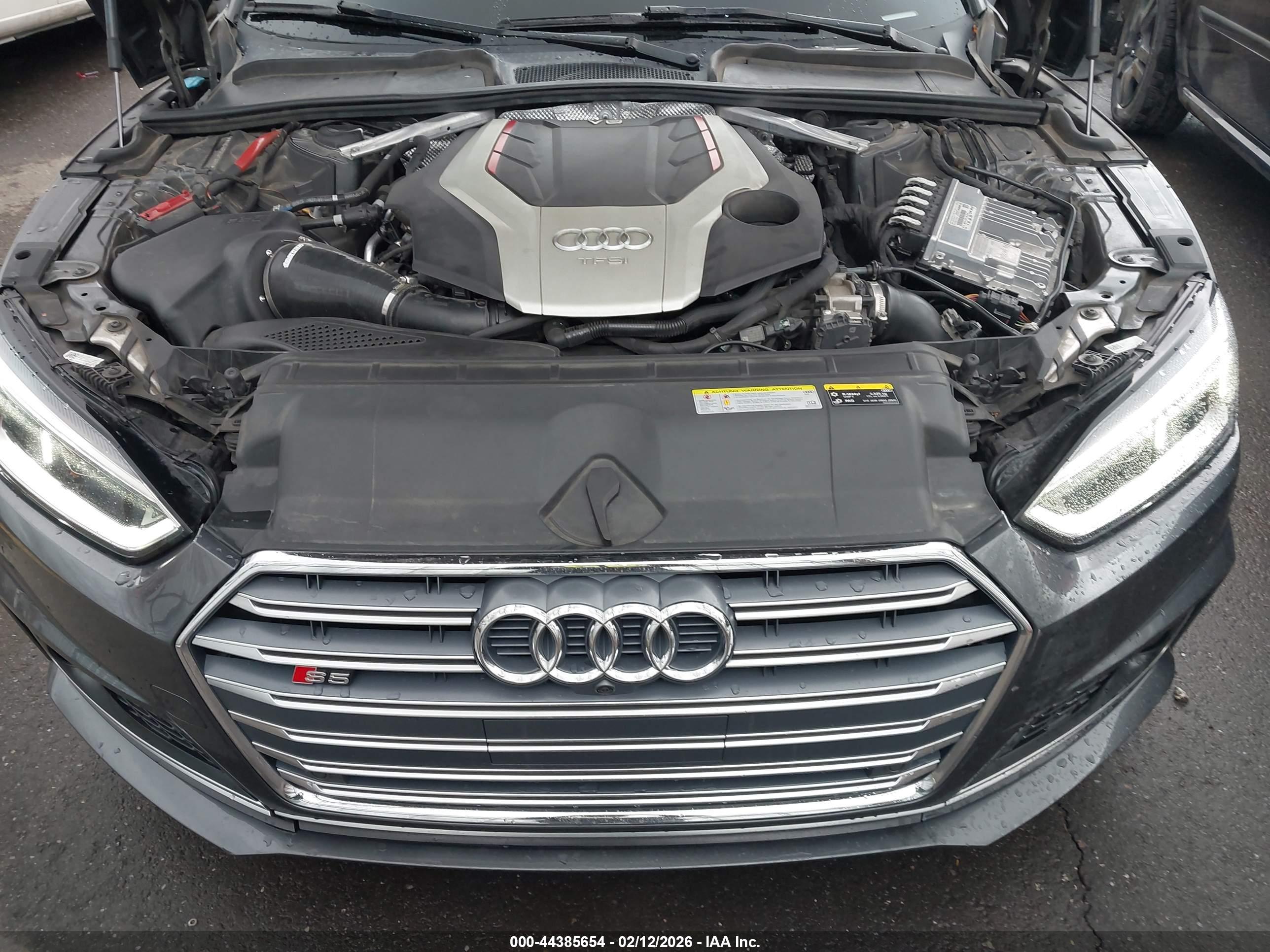AUDI S5 image 10