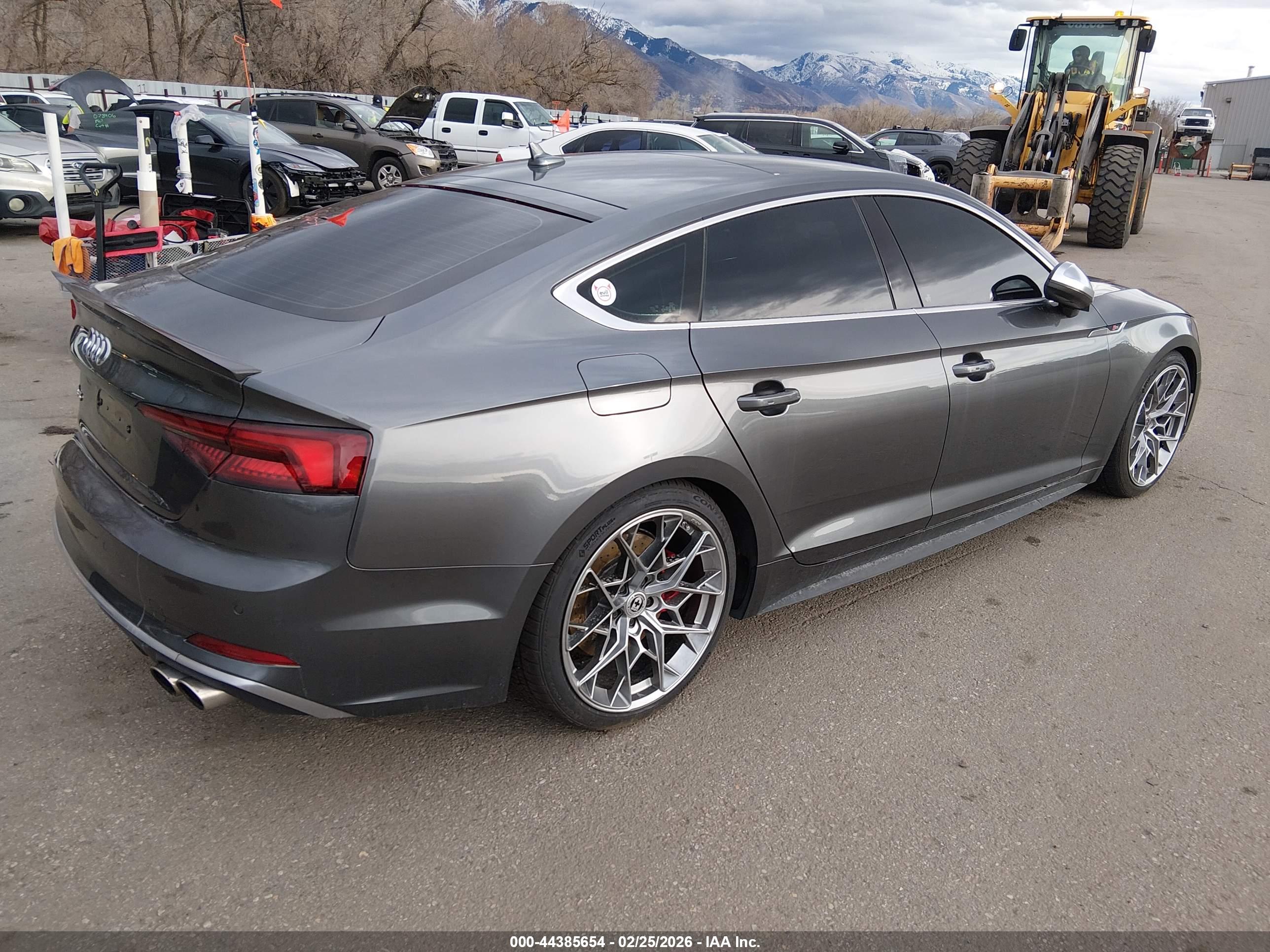 AUDI S5 image 4