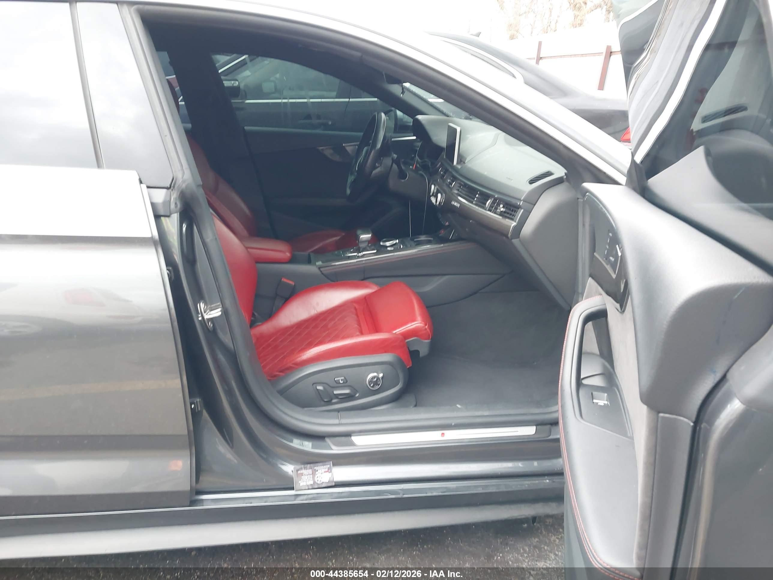 AUDI S5 image 5