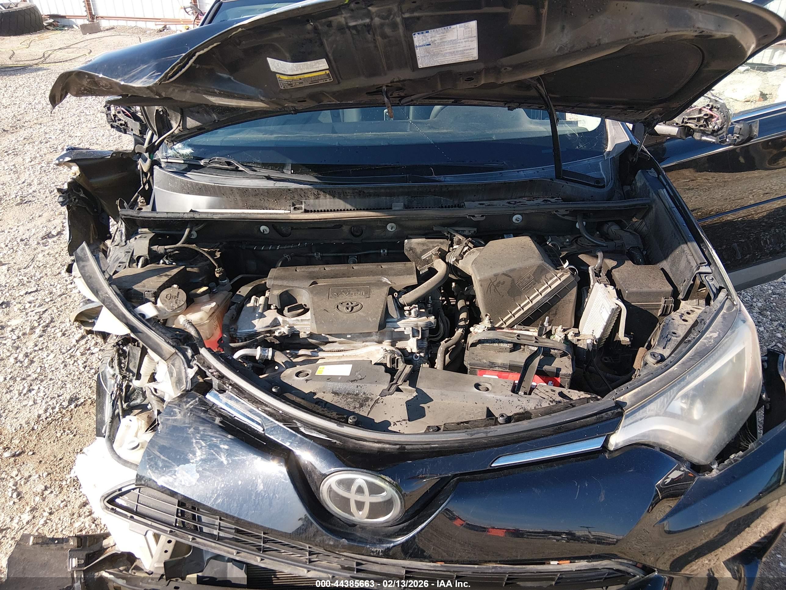 TOYOTA RAV4 image 10