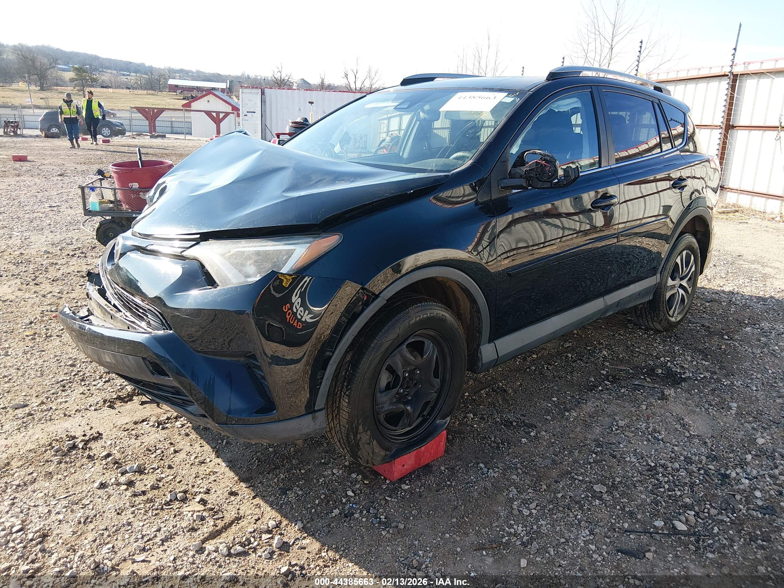 TOYOTA RAV4 image 2