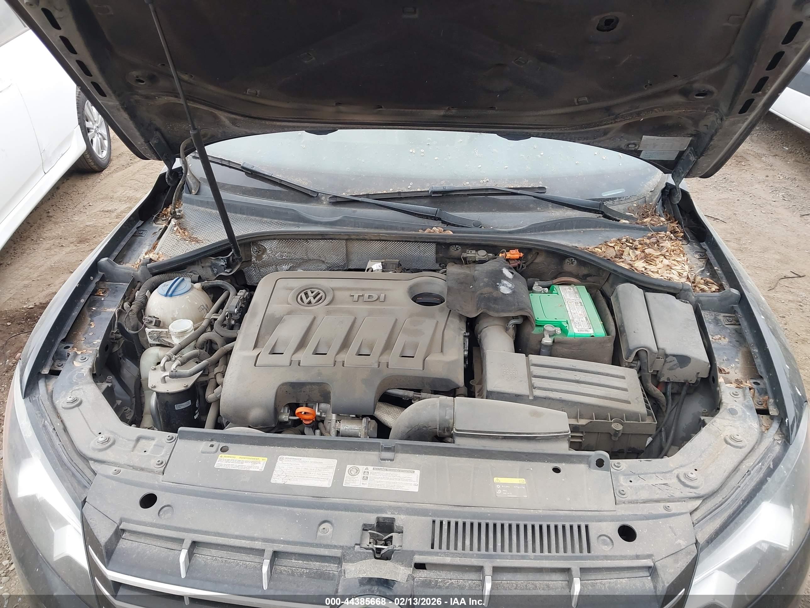 VOLKSWAGEN PASSAT image 10