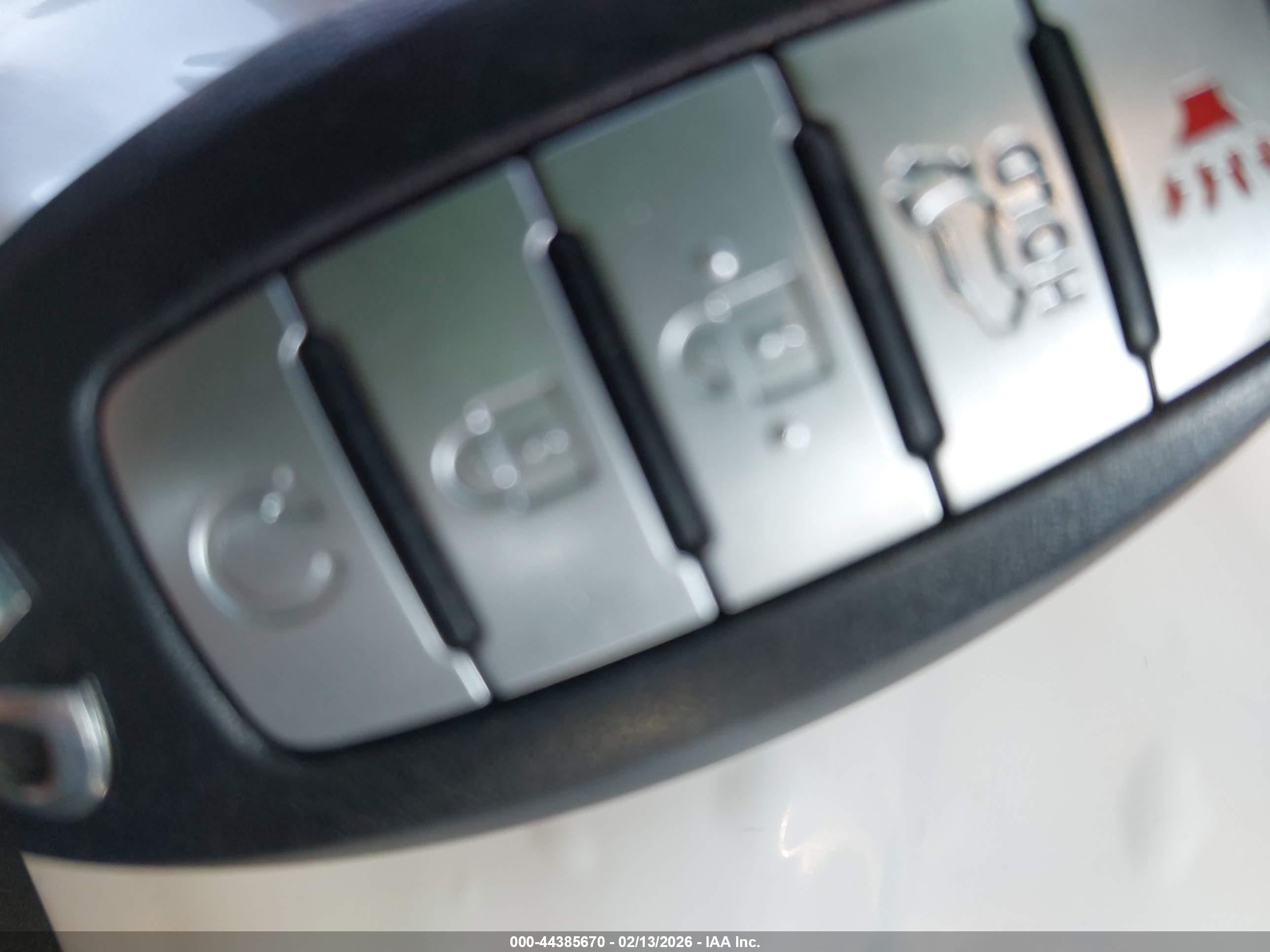 INFINITI QX50 image 11