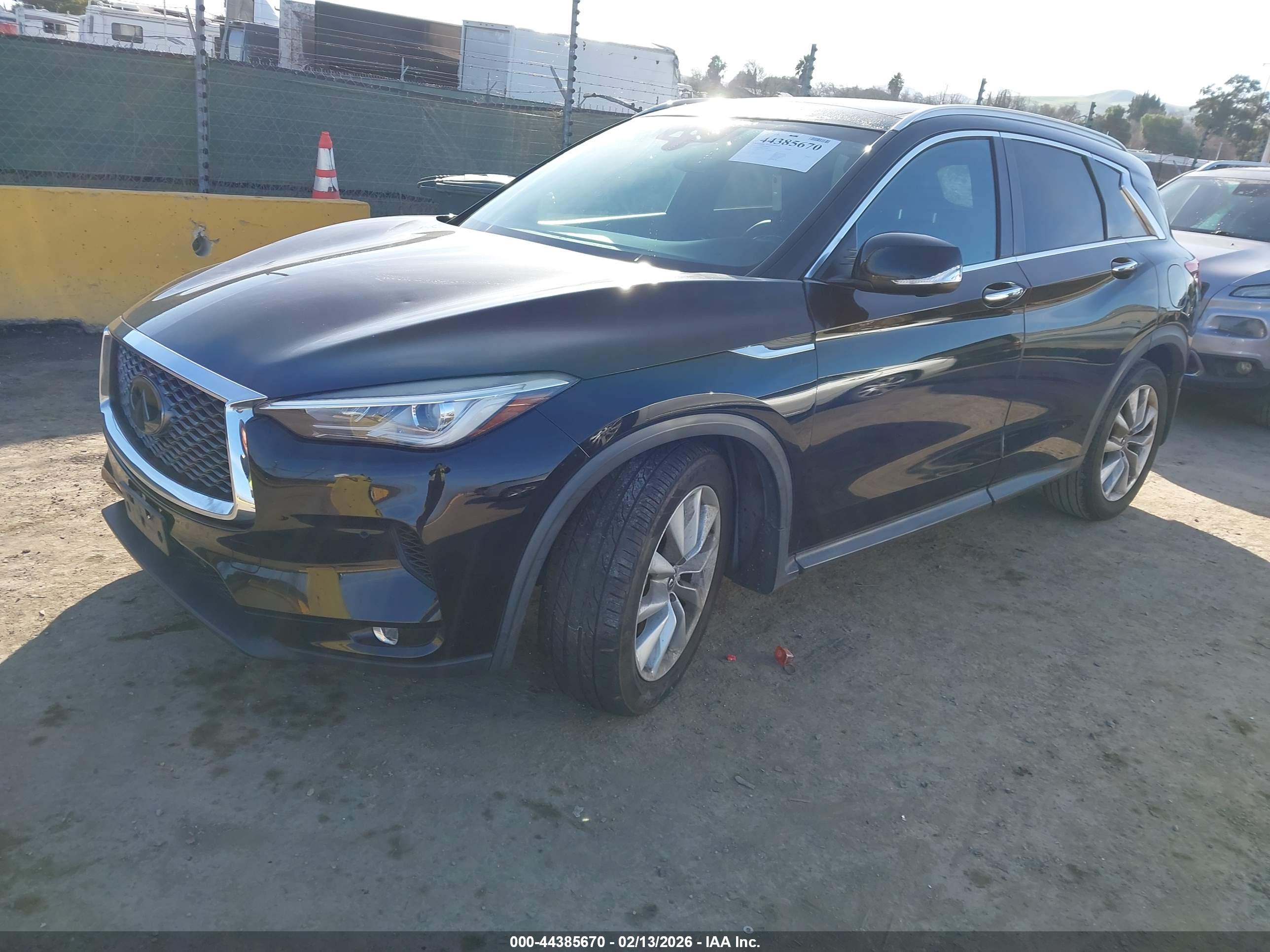 INFINITI QX50 image 2