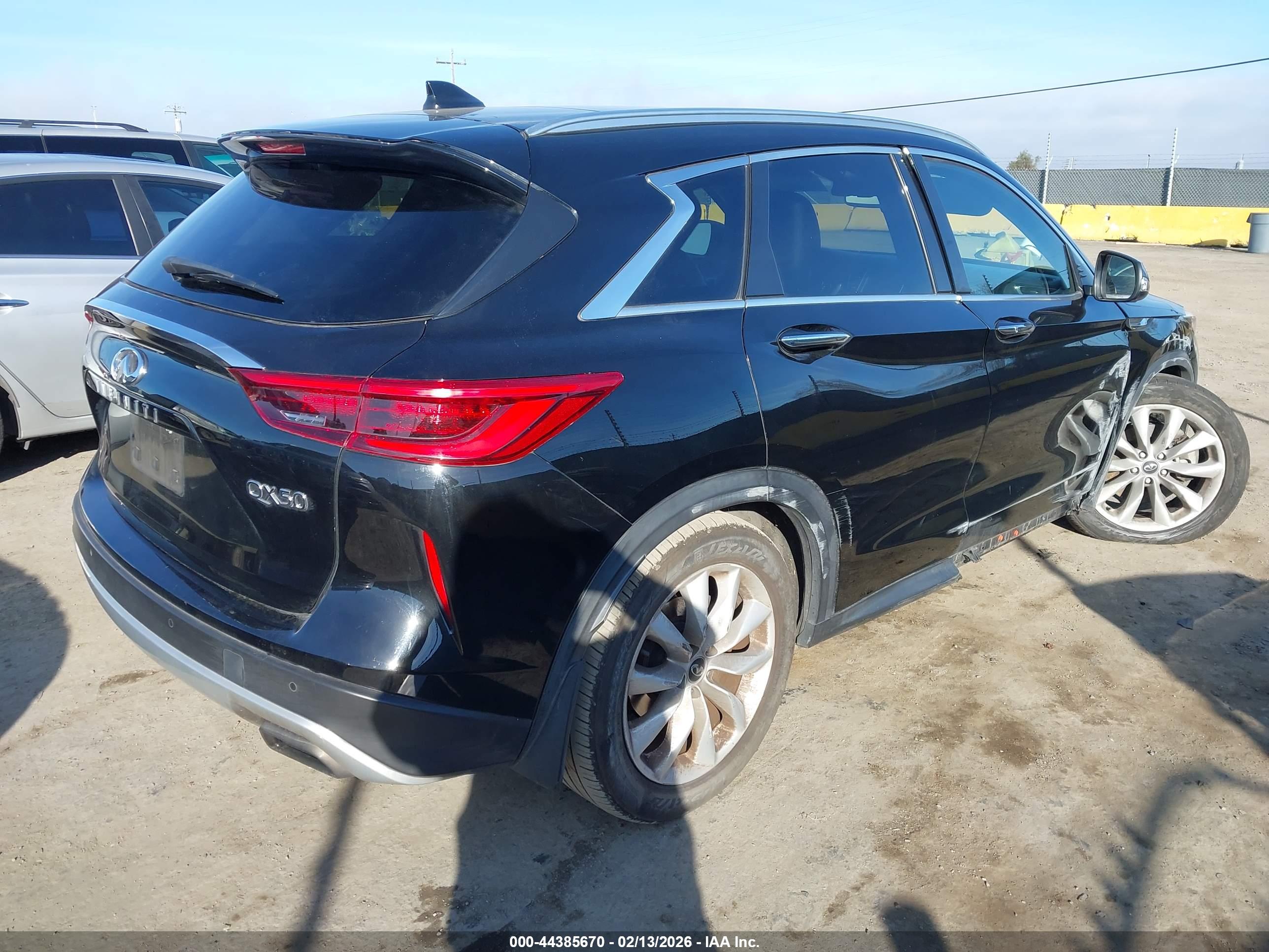INFINITI QX50 image 4