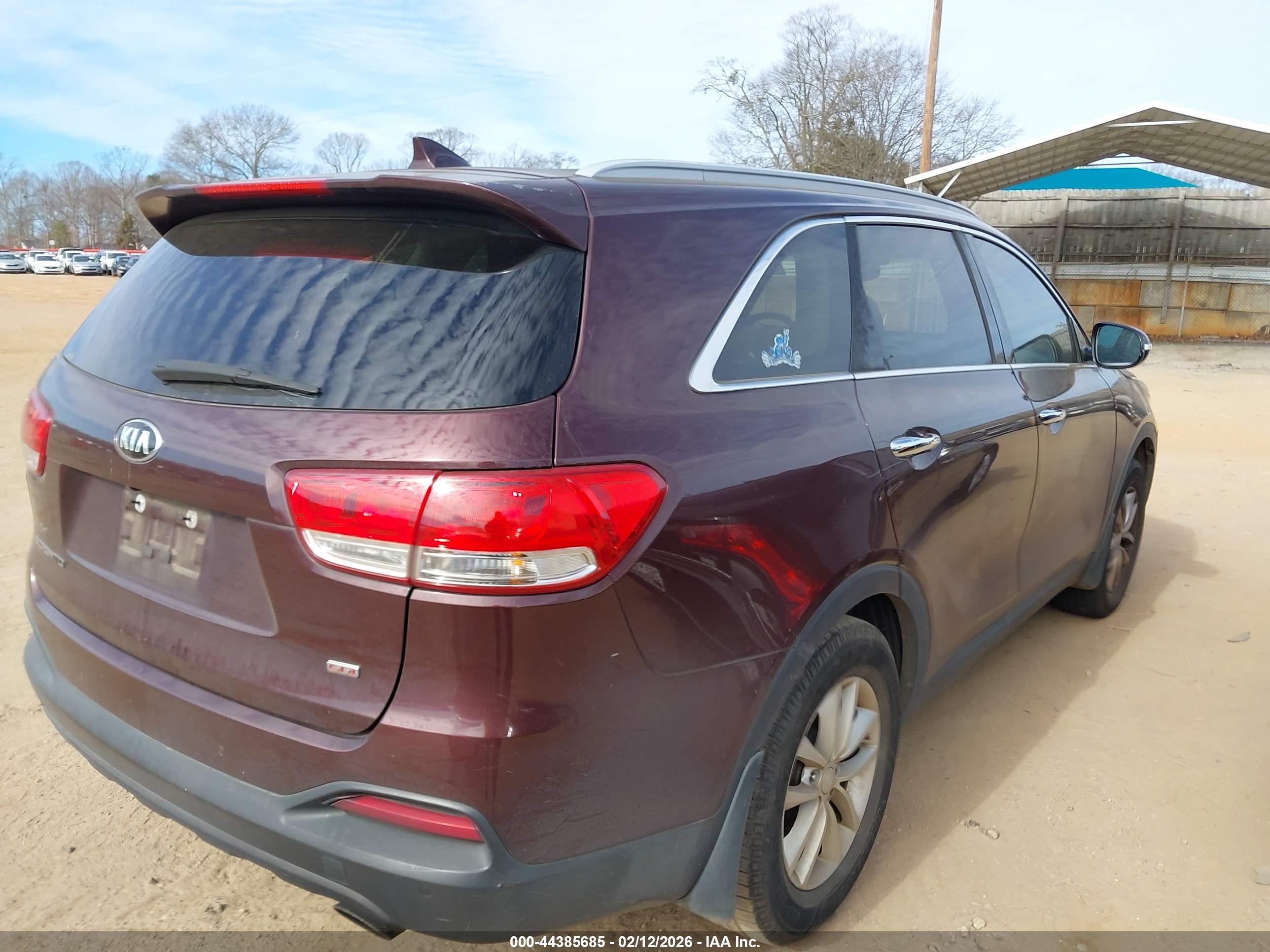 KIA SORENTO image 4