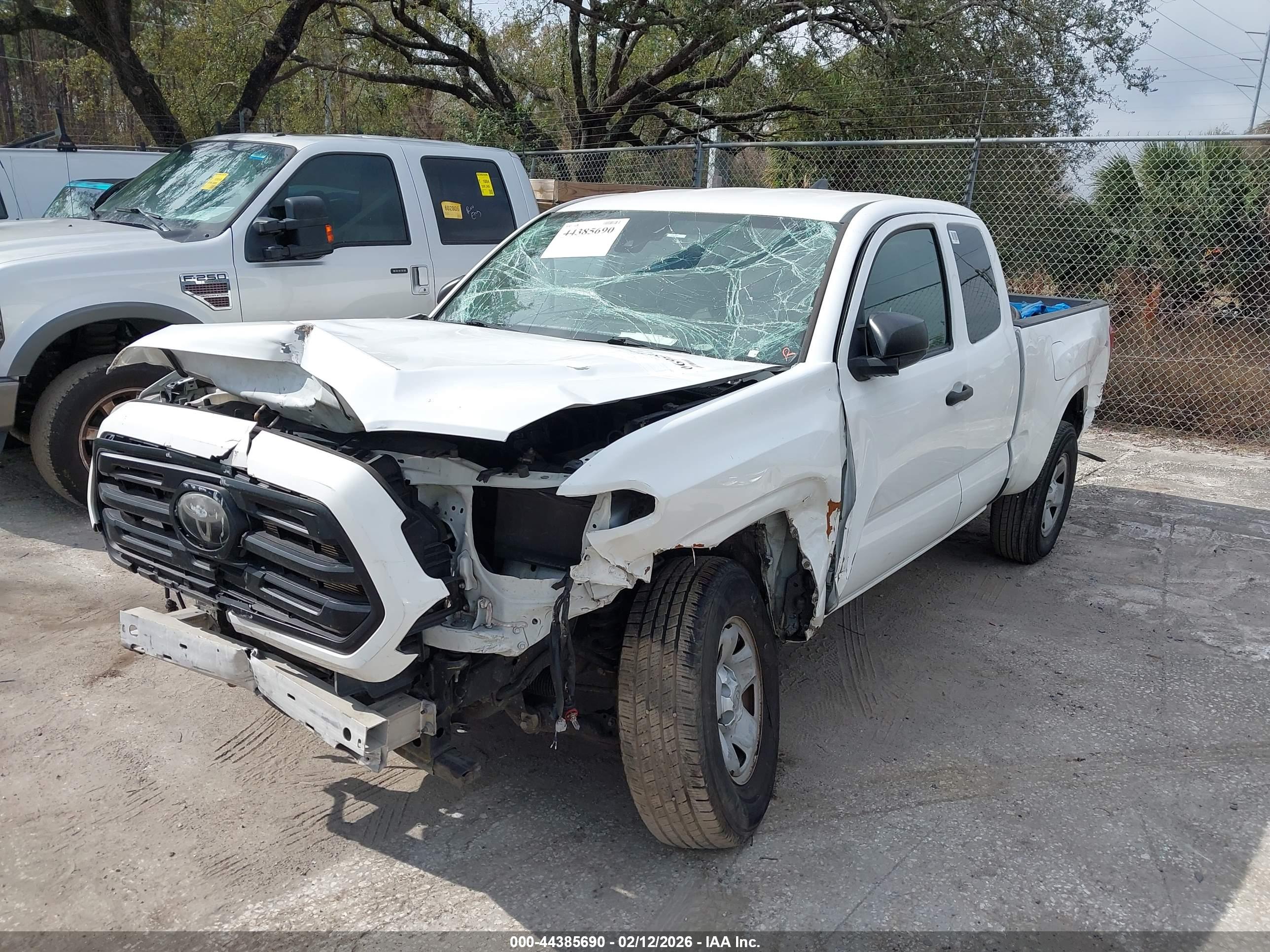 TOYOTA TACOMA image 2