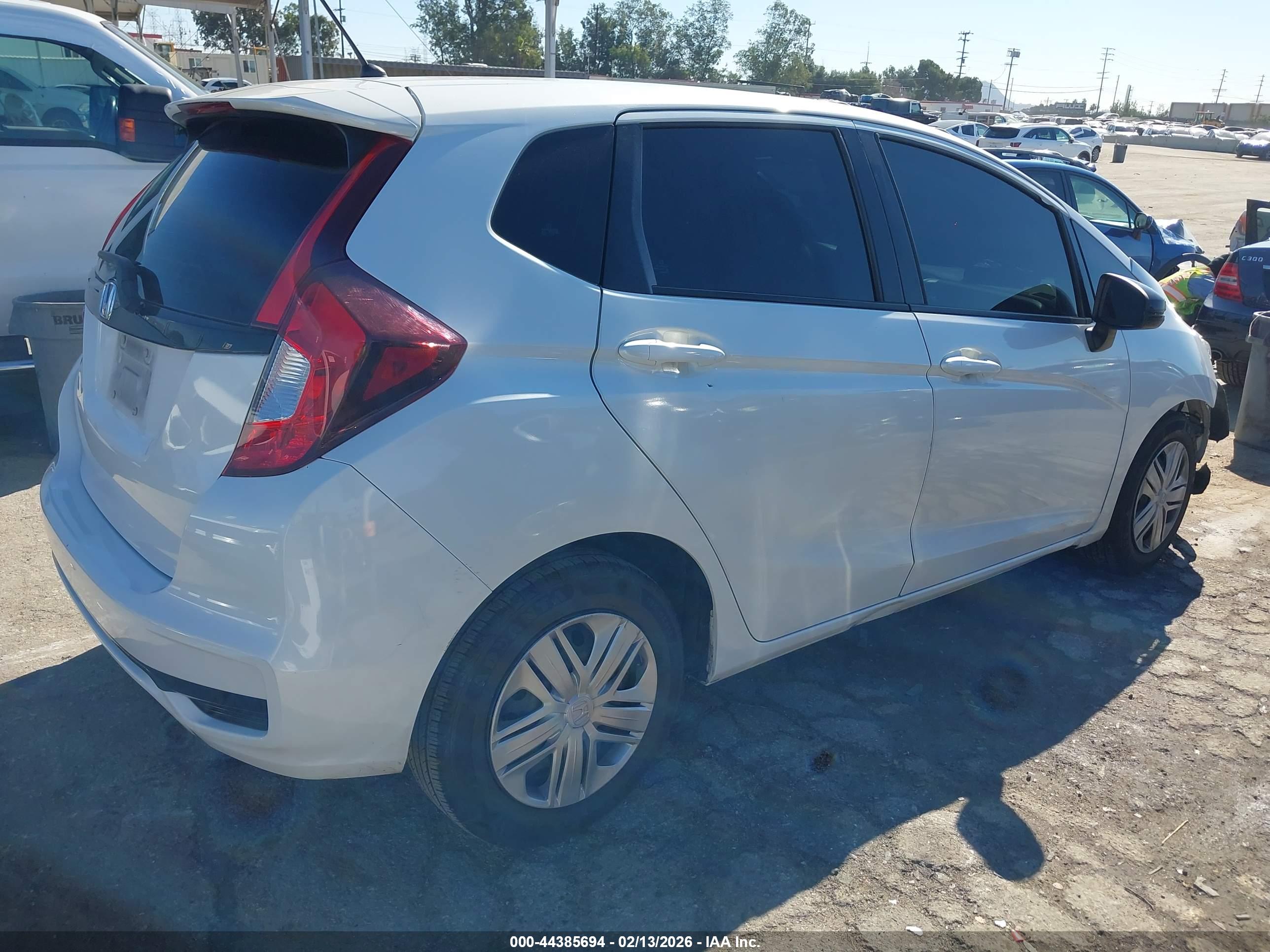 HONDA FIT image 4