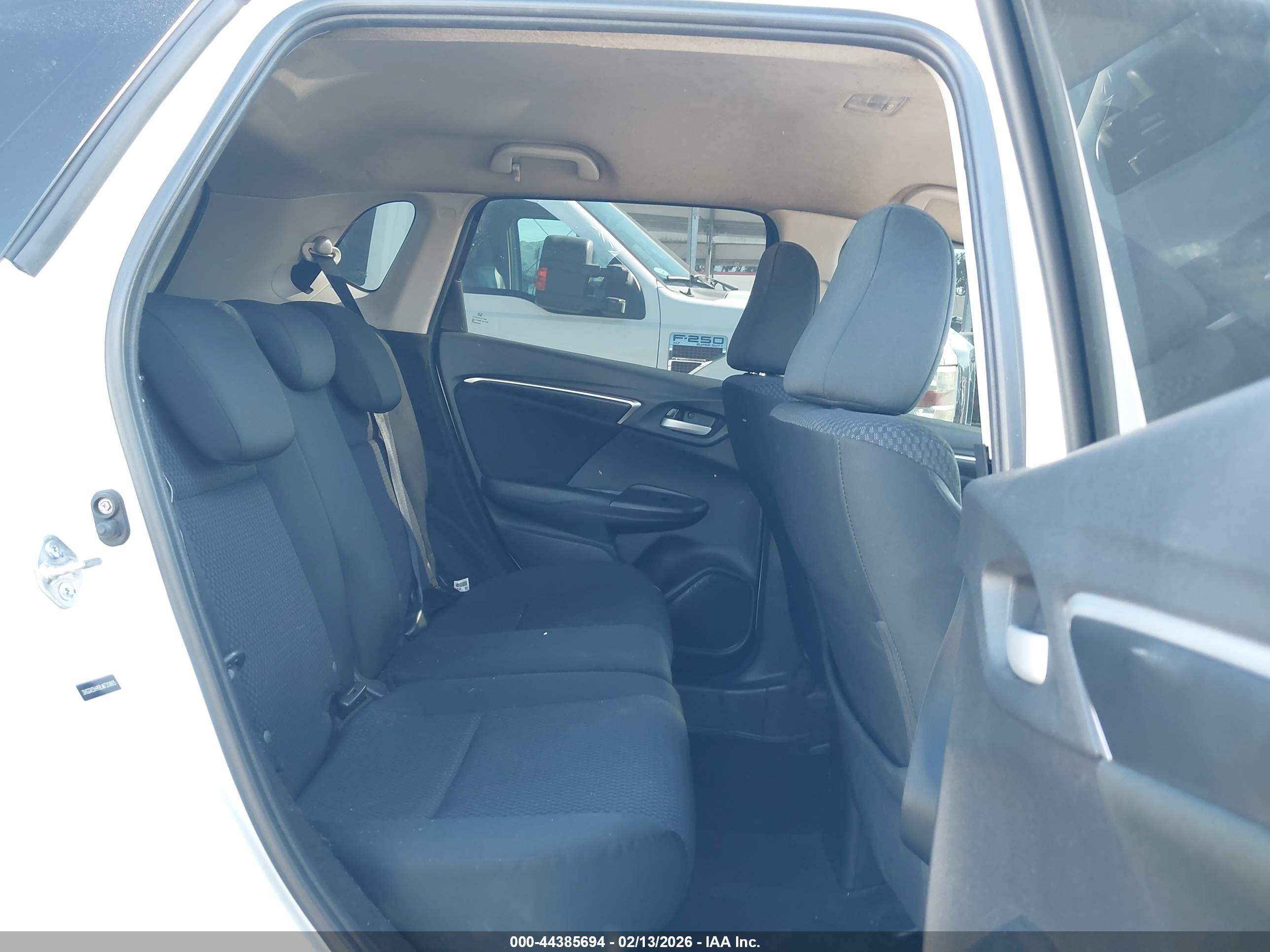 HONDA FIT image 8