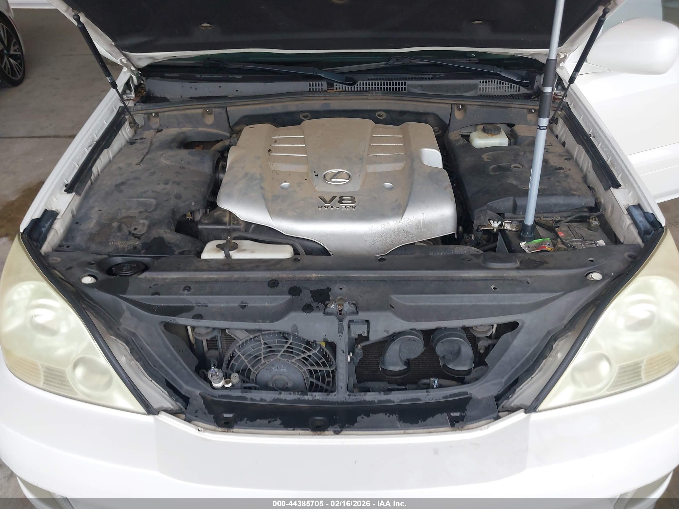 LEXUS GX image 10