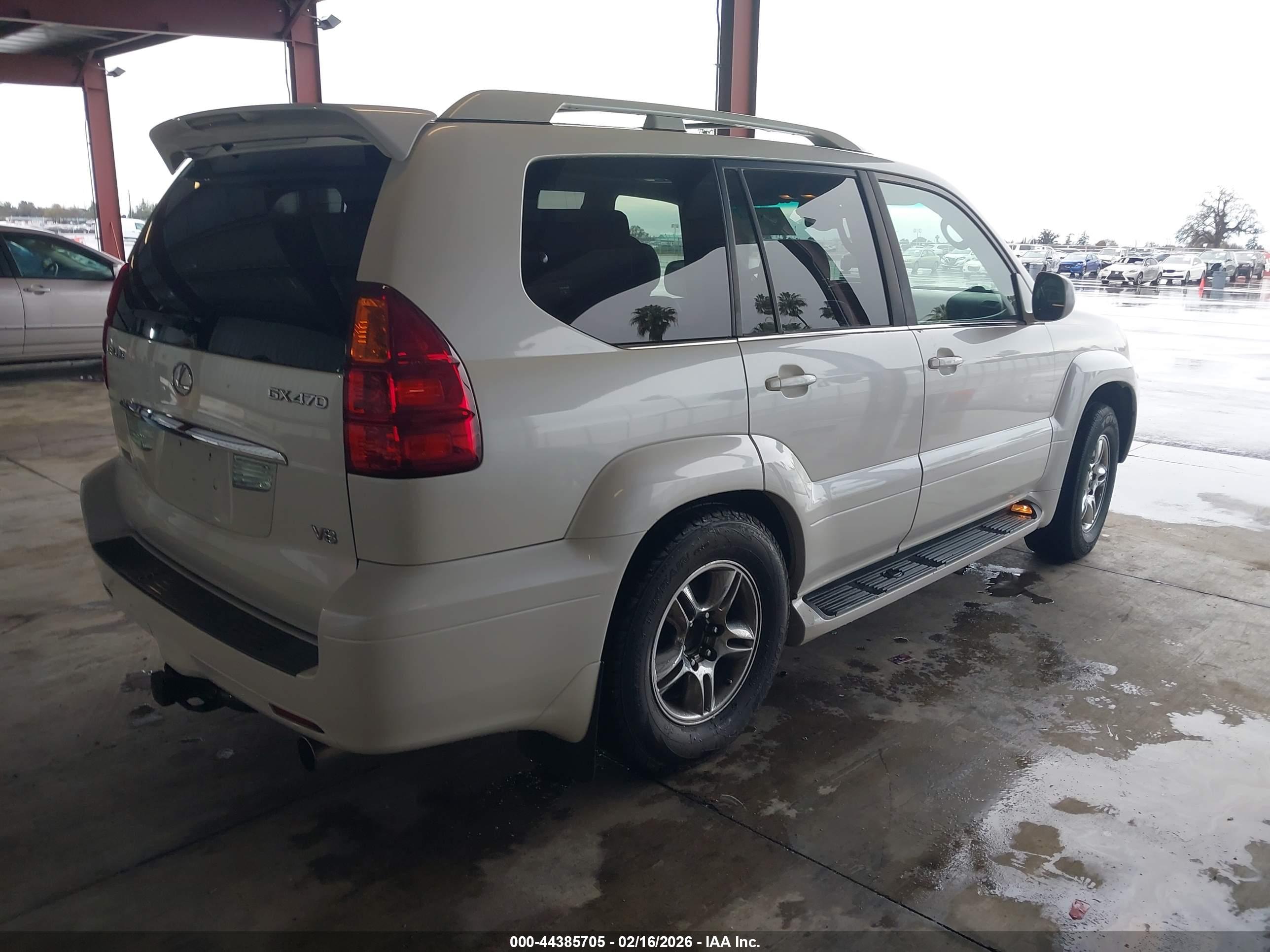 LEXUS GX image 4