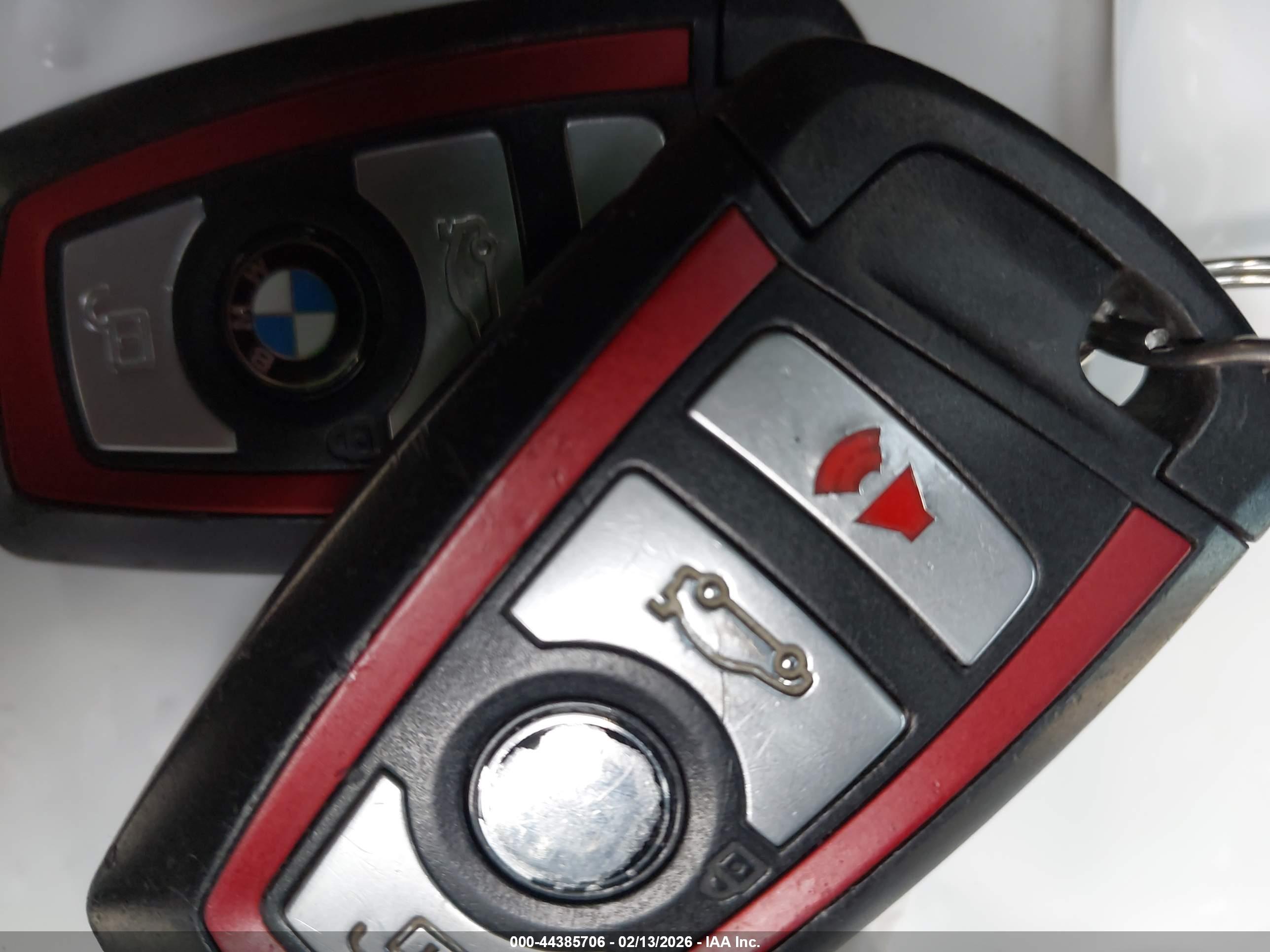 BMW 330I image 11