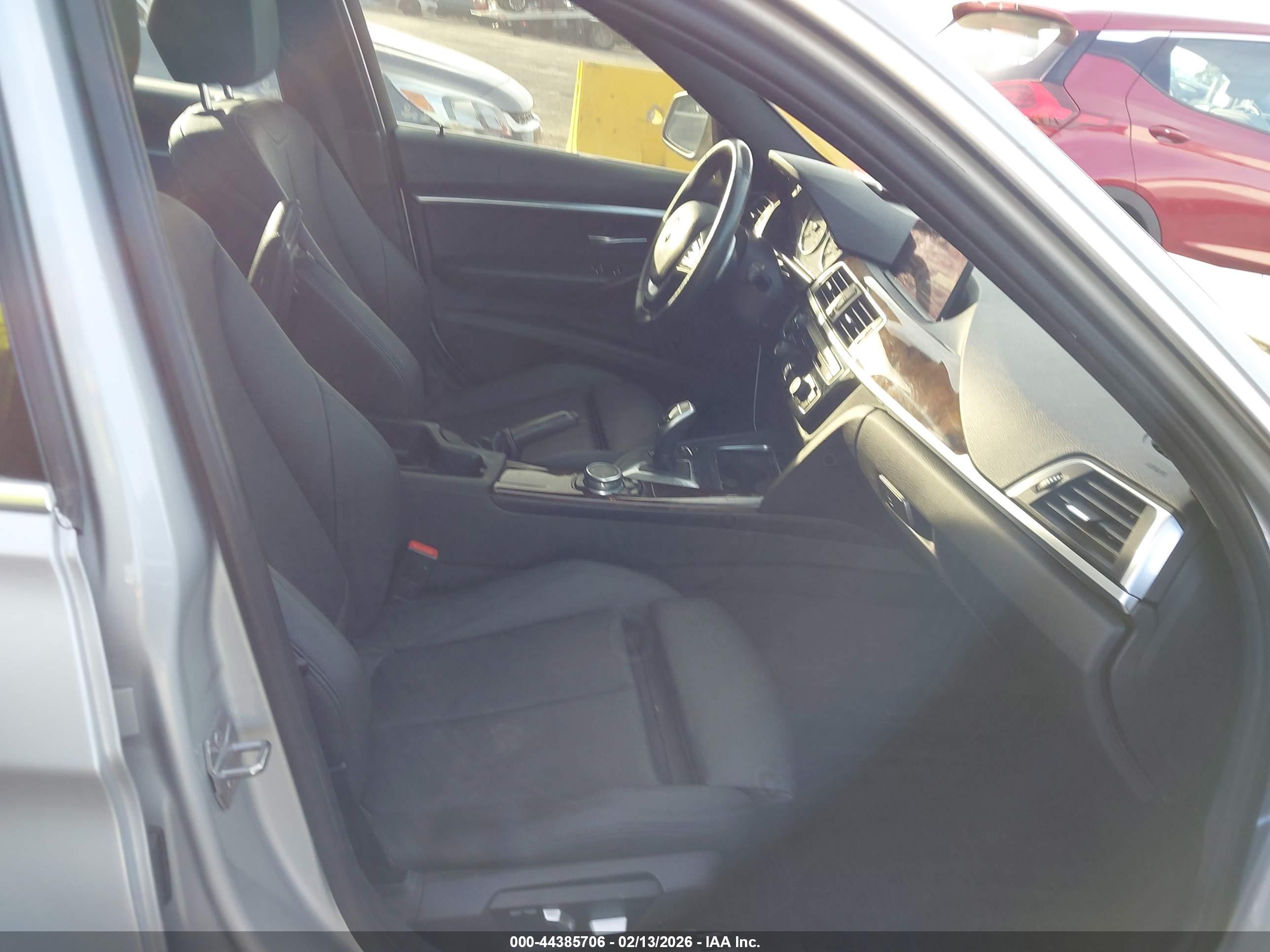 BMW 330I image 5