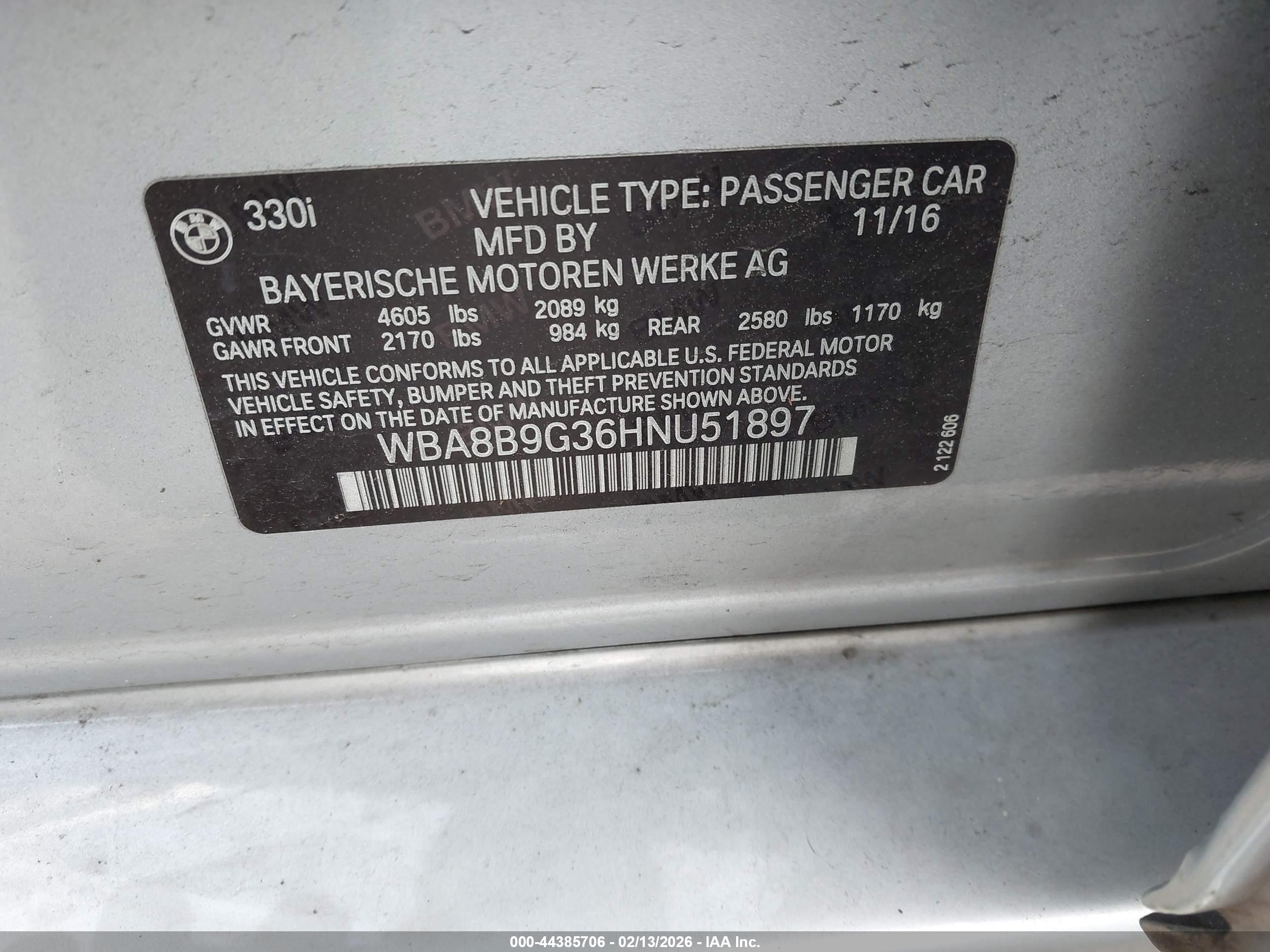 BMW 330I image 9