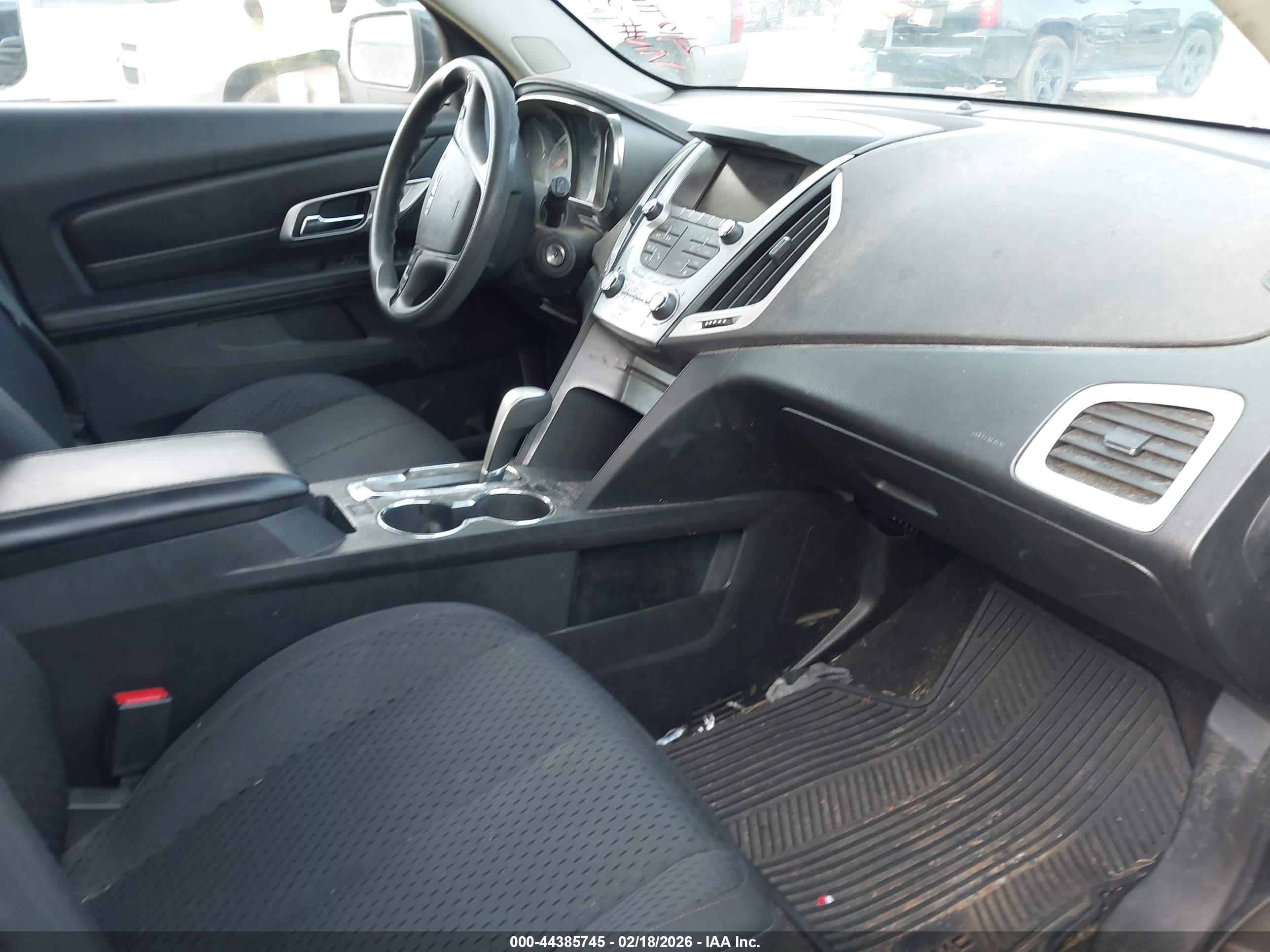 GMC TERRAIN image 5