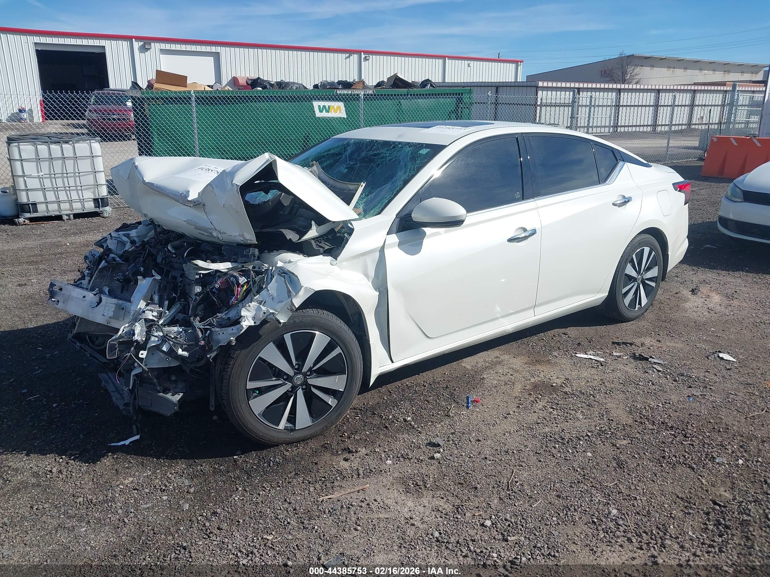 NISSAN ALTIMA image 2