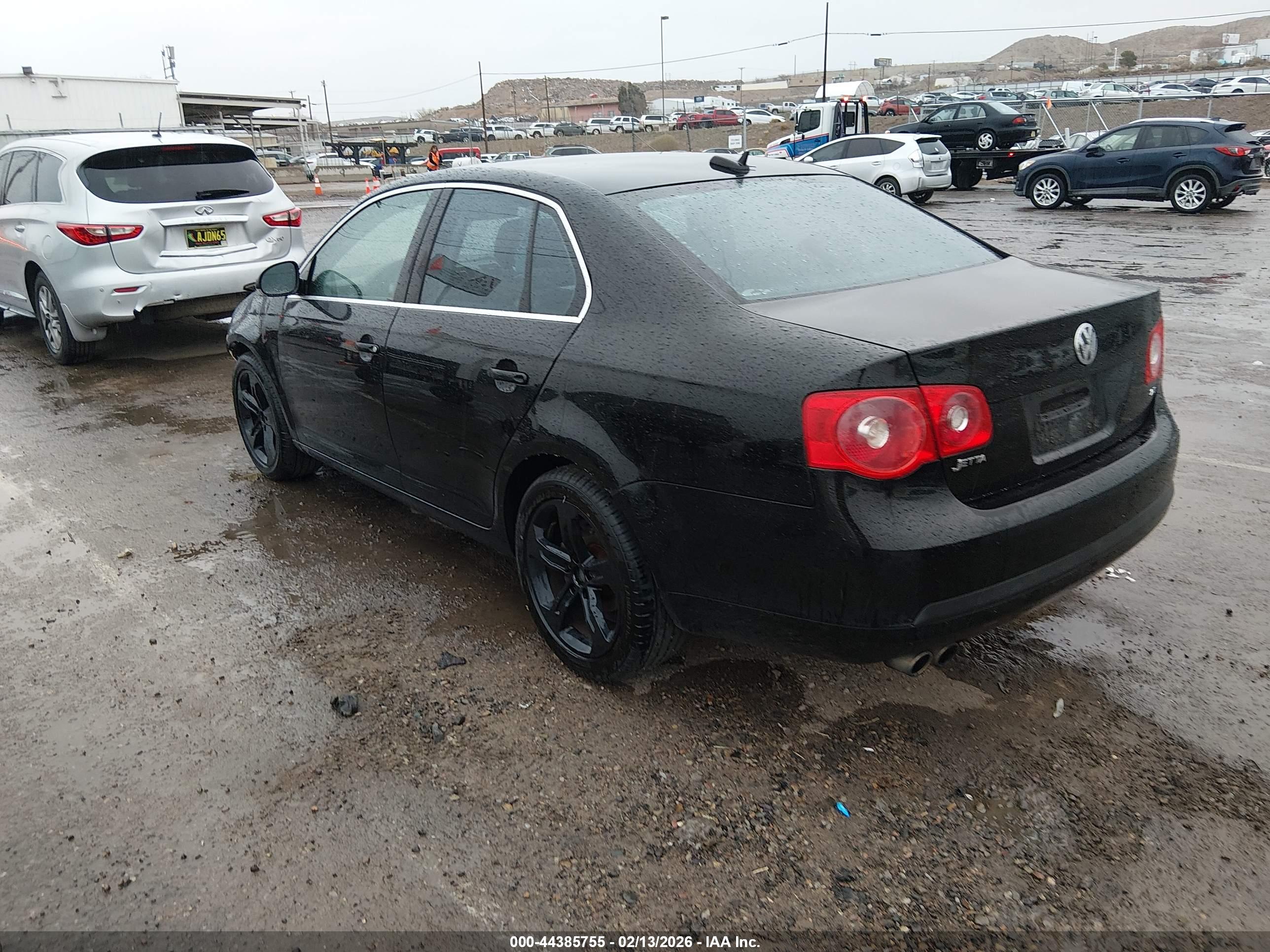 VOLKSWAGEN JETTA image 3