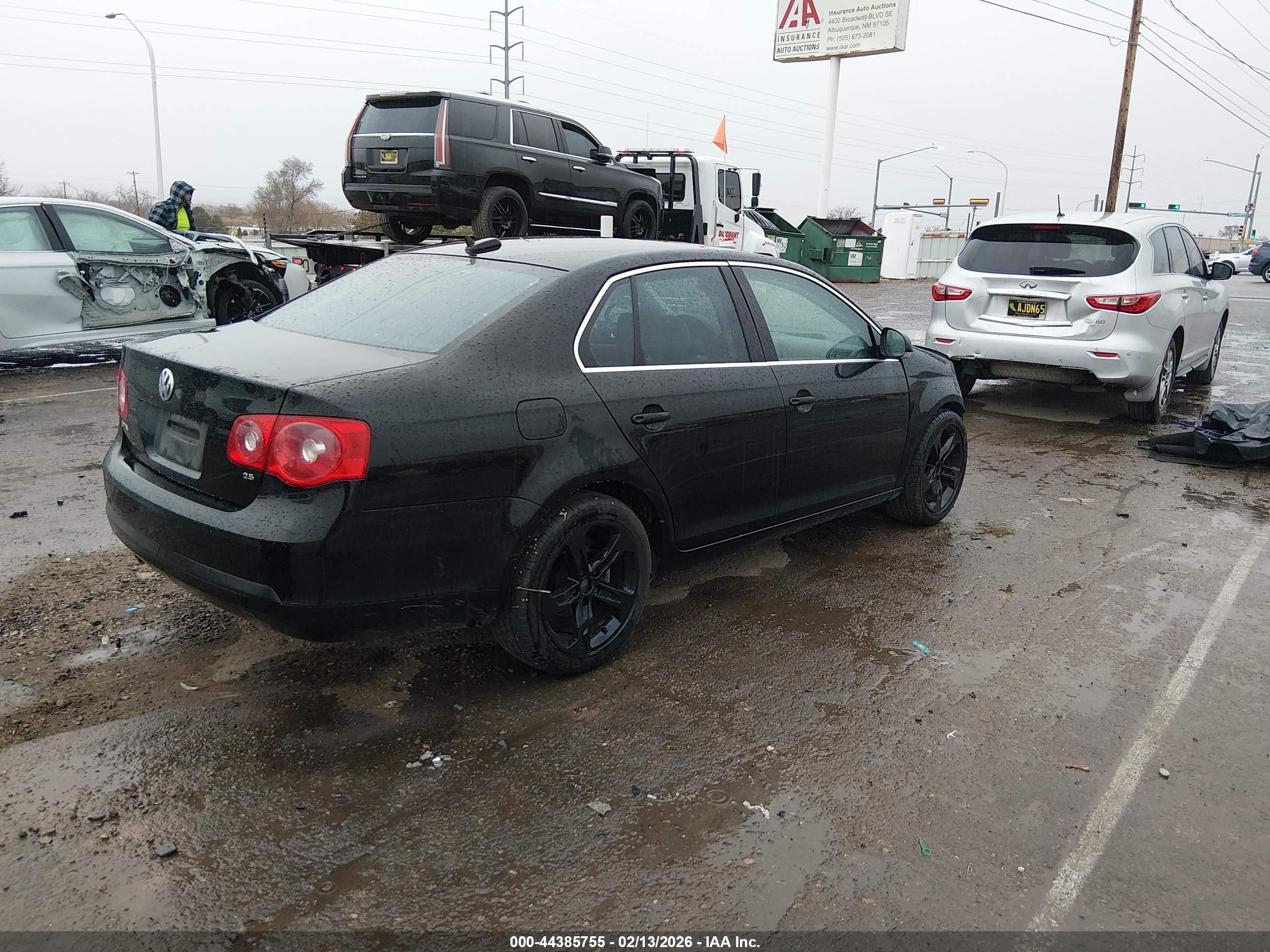 VOLKSWAGEN JETTA image 4